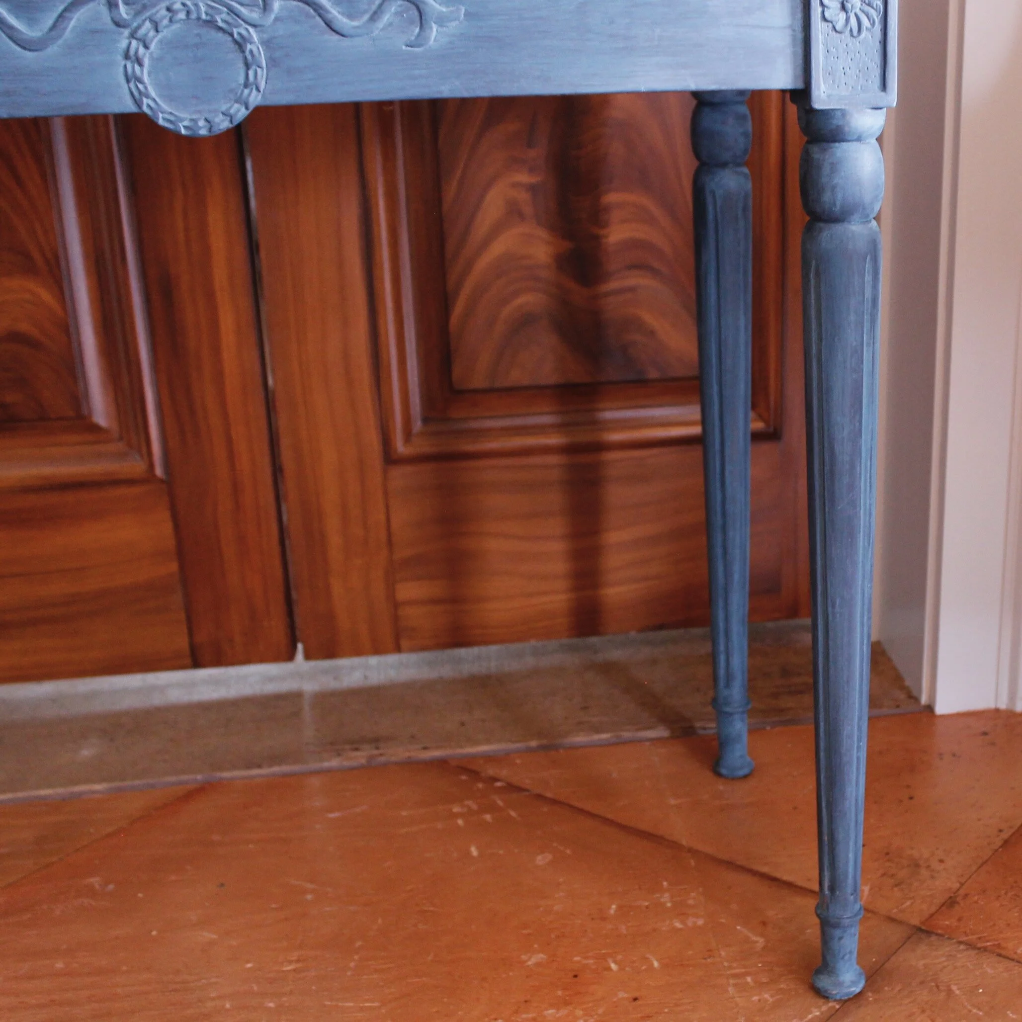 Italian Mid-Century Neoclassical Style Small Console Table / Game Table