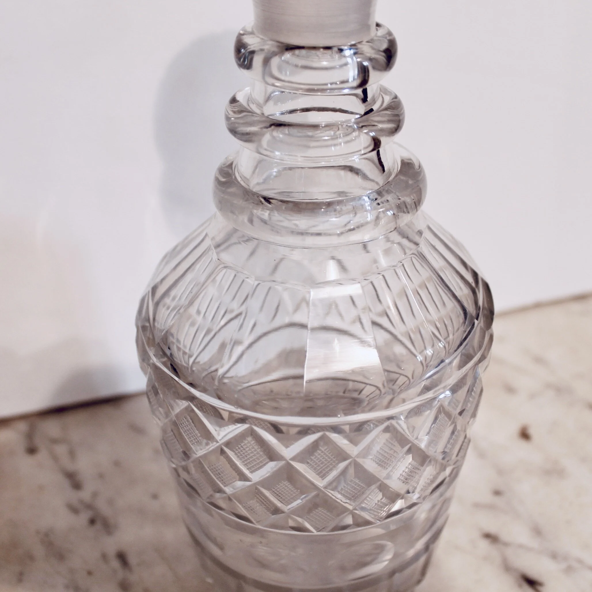 Anglo-Irish Early 19th Century Cut Glass Decanter
