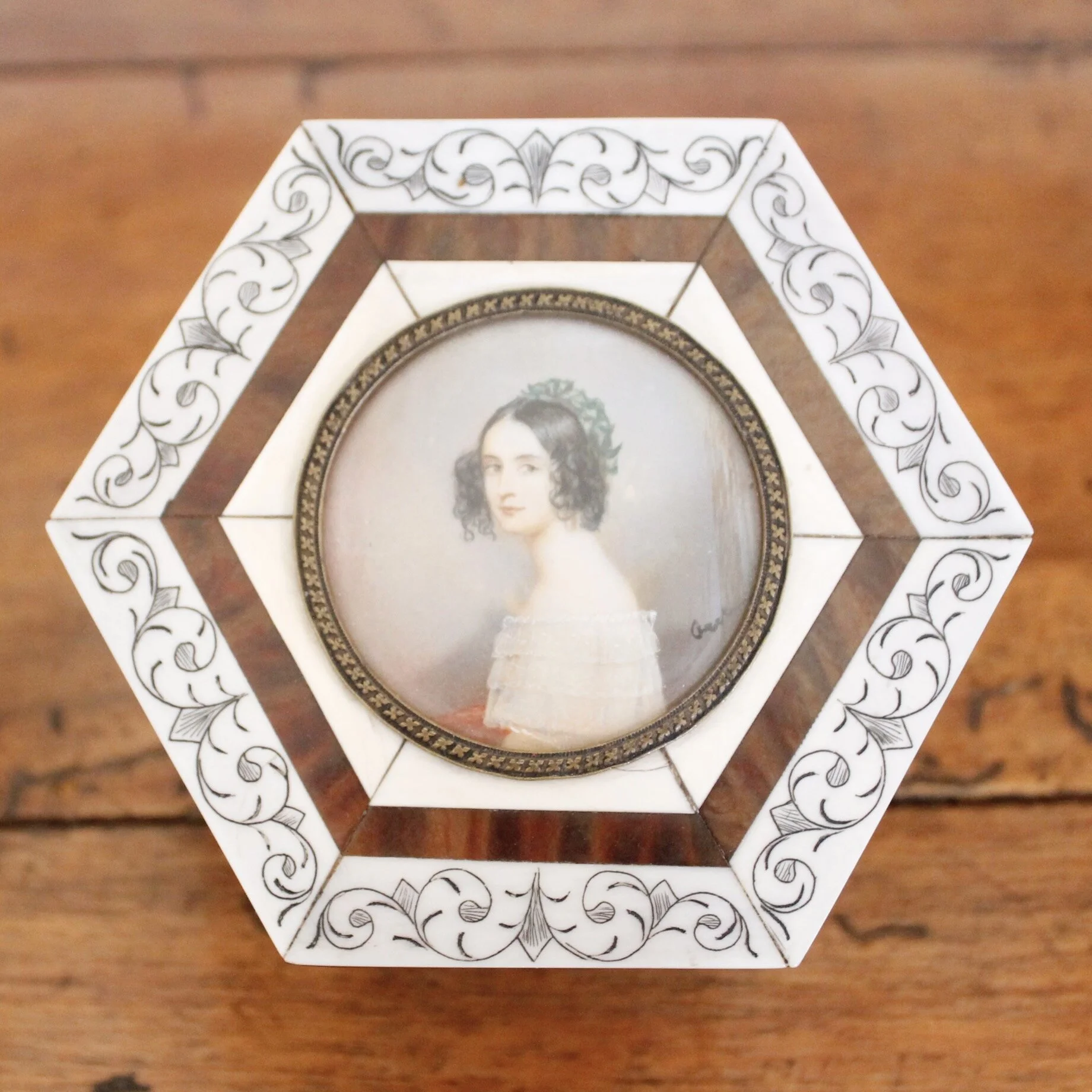 Anglo Indian Bone and Tortoiseshell Box with Miniature Portrait of a Lady, 19th Century