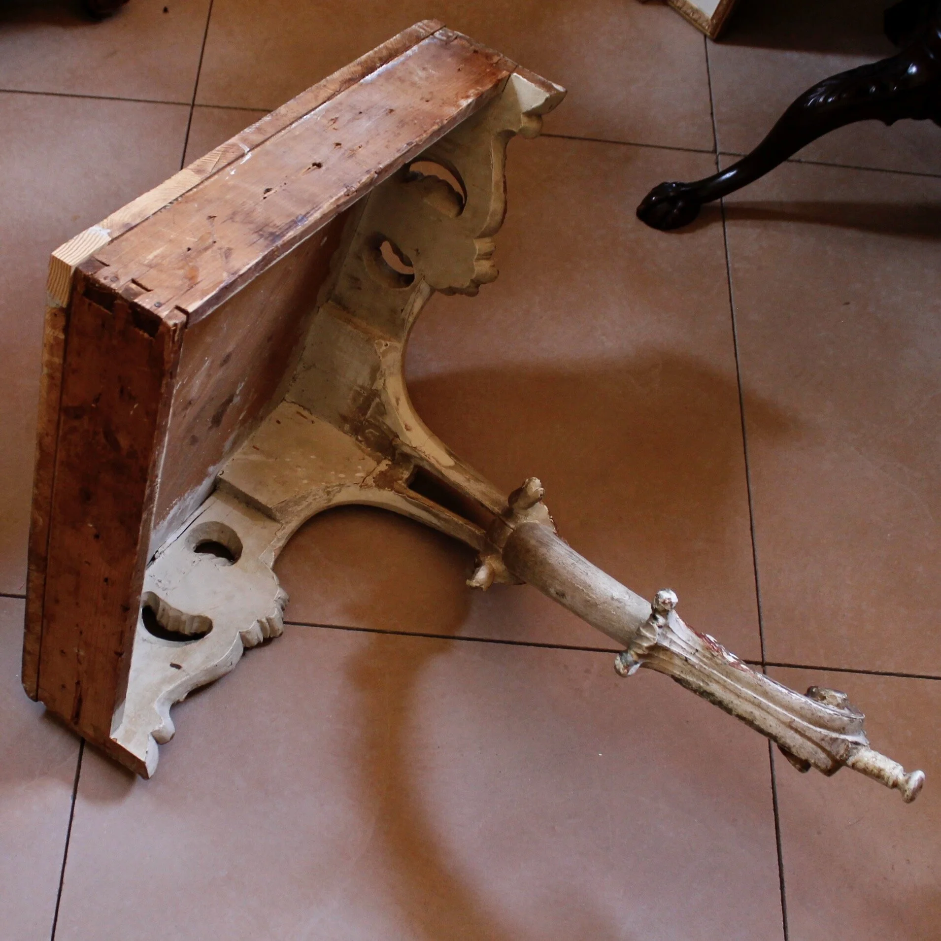 Italian Rococo Carved Corner Console Table with Faux Marble Top