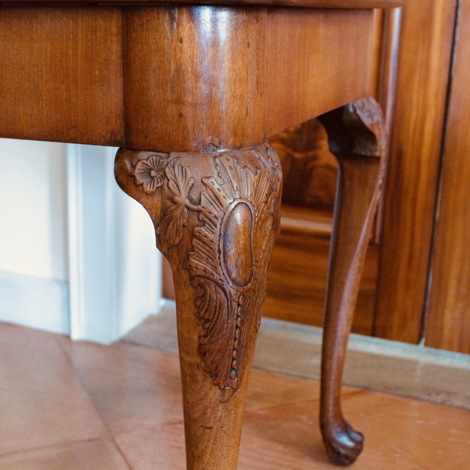 Georgian Carved Center Table or Console Table, with Hairy Paw Feet