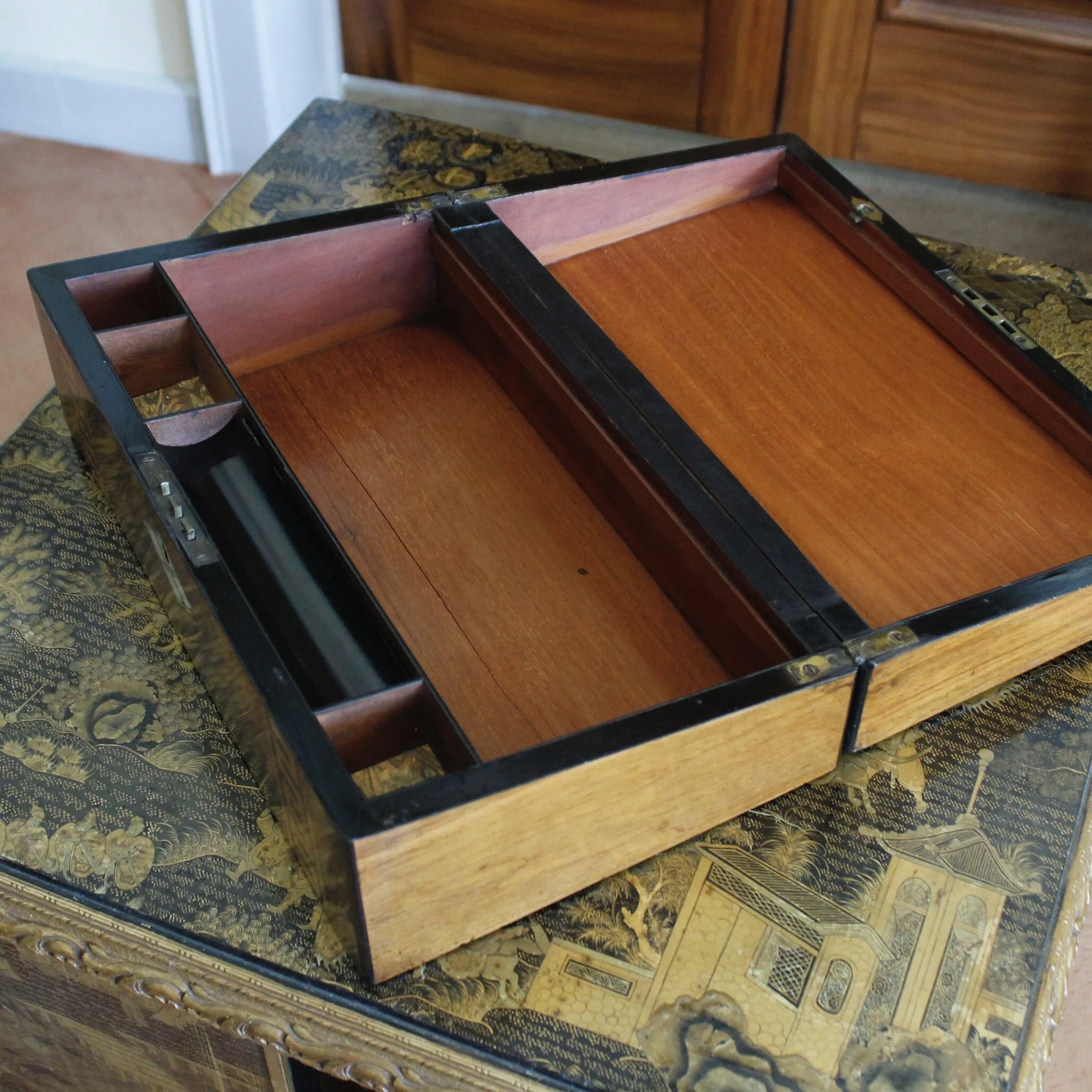 Large English Burl Walnut Tunbridgeware Inlaid Box with Mother of Pearl and Greek Key Inlay