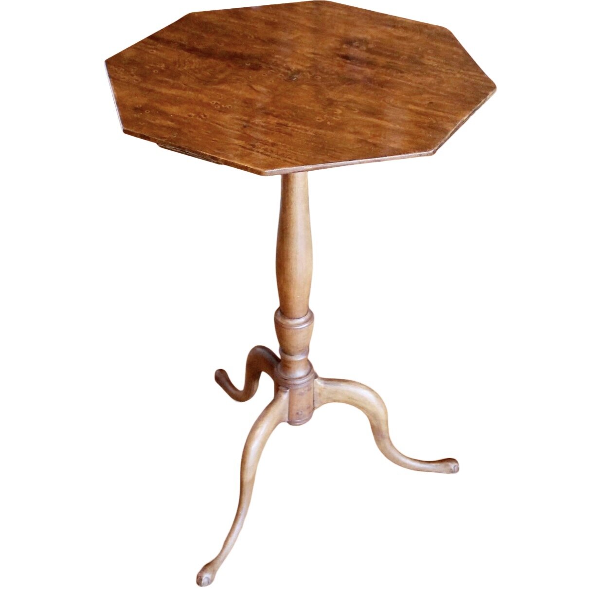American Federal Octagonal Top Candle Stand Occasional Table, Grain Painted Bird’s Eye Maple