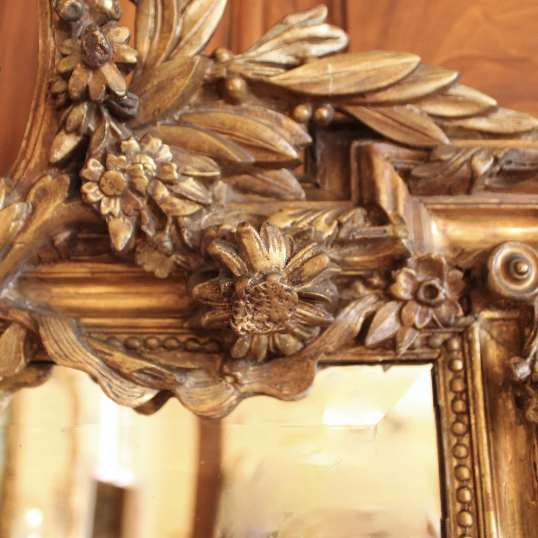Belle Époque French Neoclassical Gilt Mirror