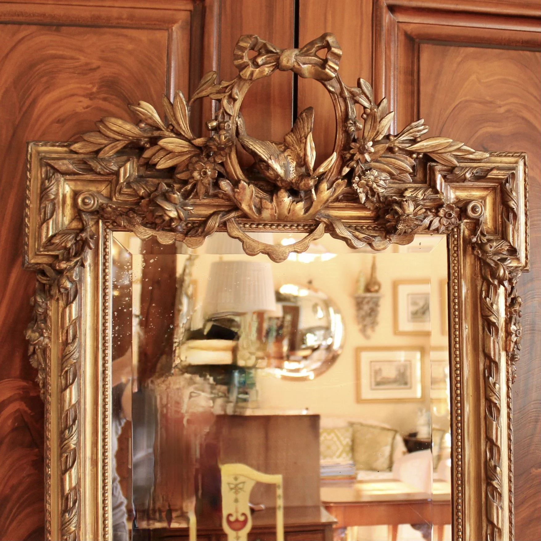 Belle Époque French Neoclassical Gilt Mirror