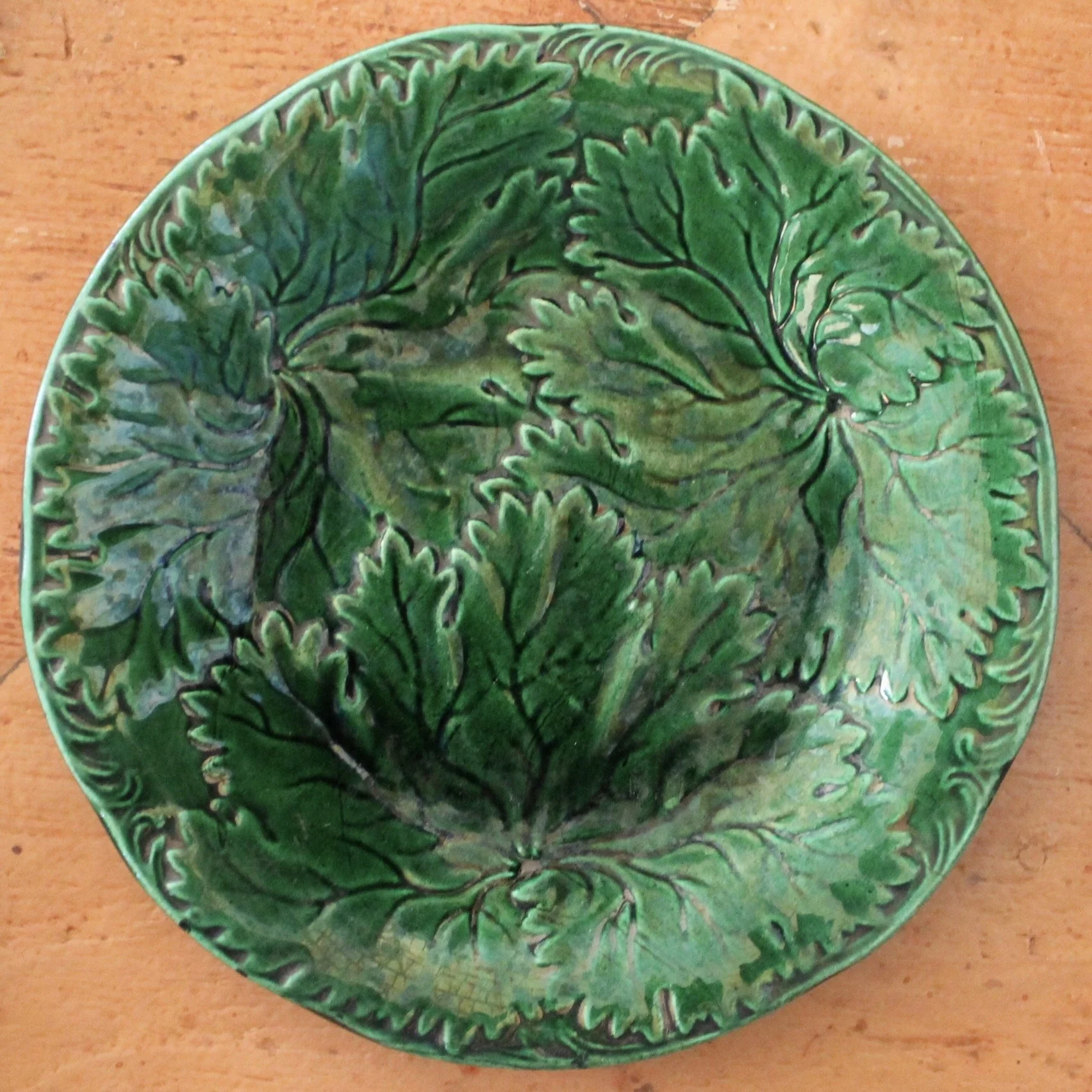 Set of Six English Green Majolica Plates, Leaves