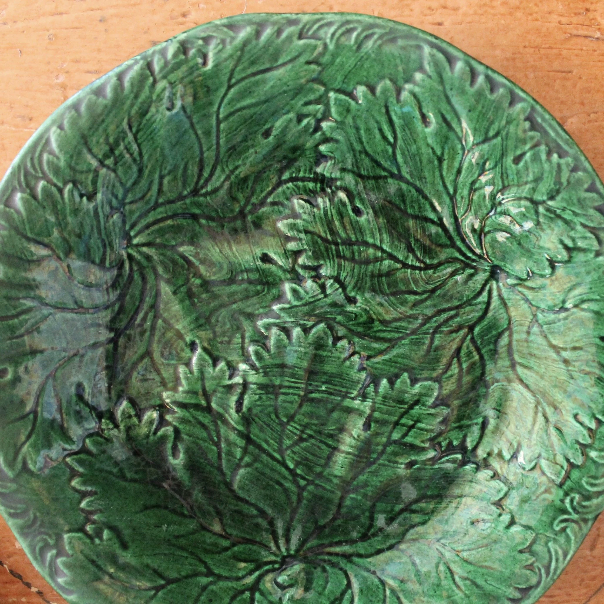 Set of Six English Green Majolica Plates, Leaves