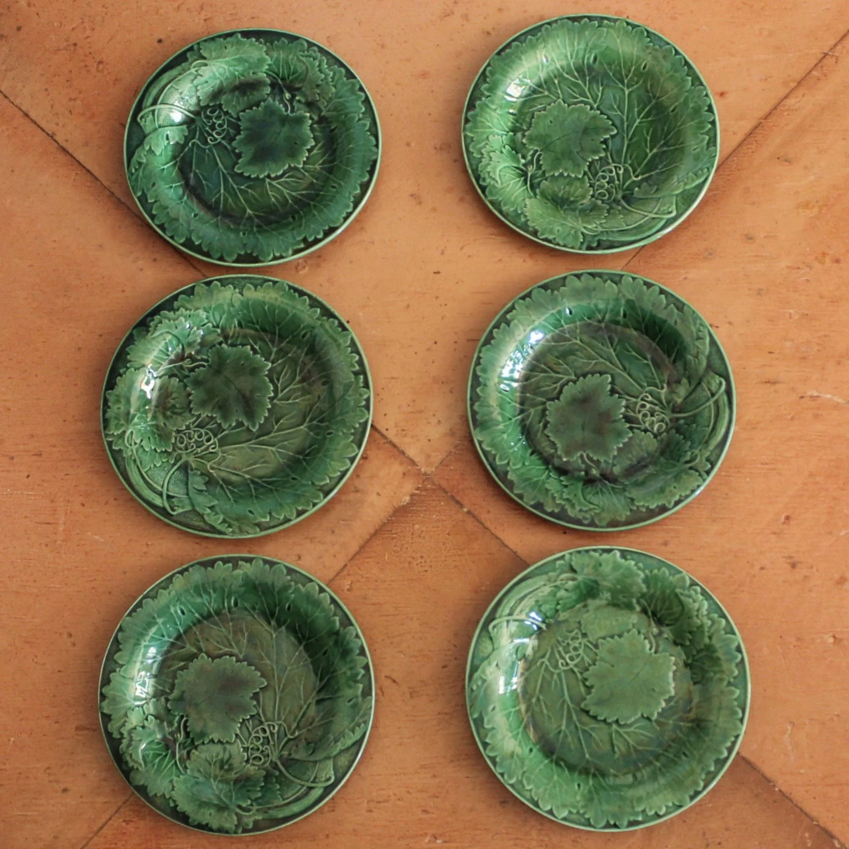 Set of Six English Green Majolica Plates, Large Leaf