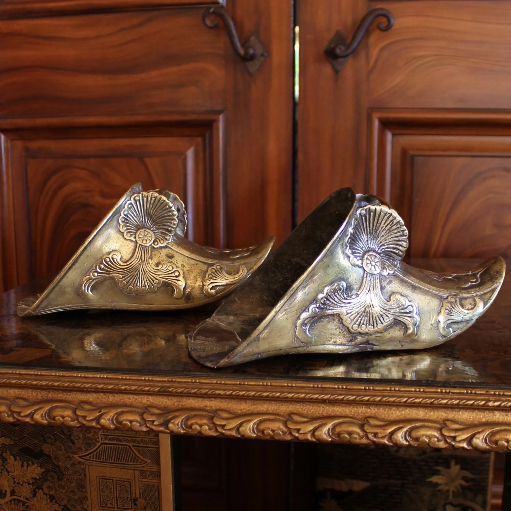 Brass Stirrups With Anthemion Ornament, 19th Century Spanish Colonial