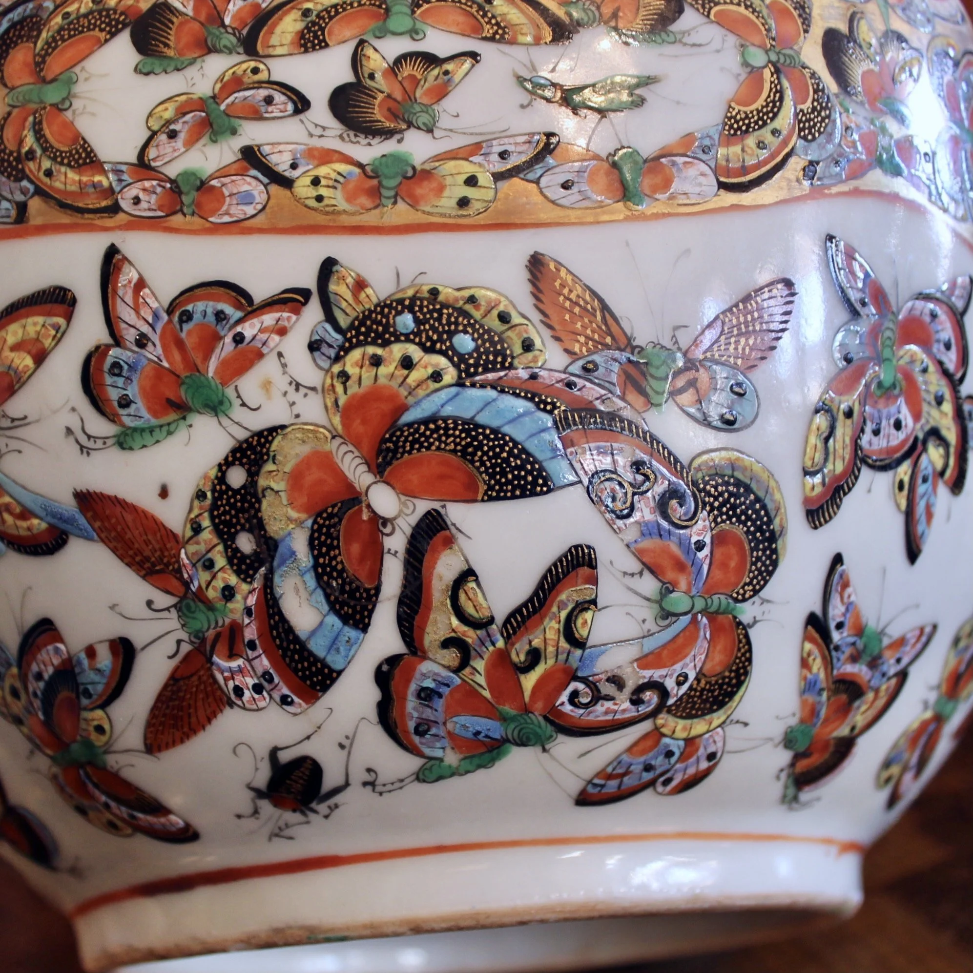 Chinese Export "Thousand Butterfly” Pattern Cut Corner Porcelain Bowl