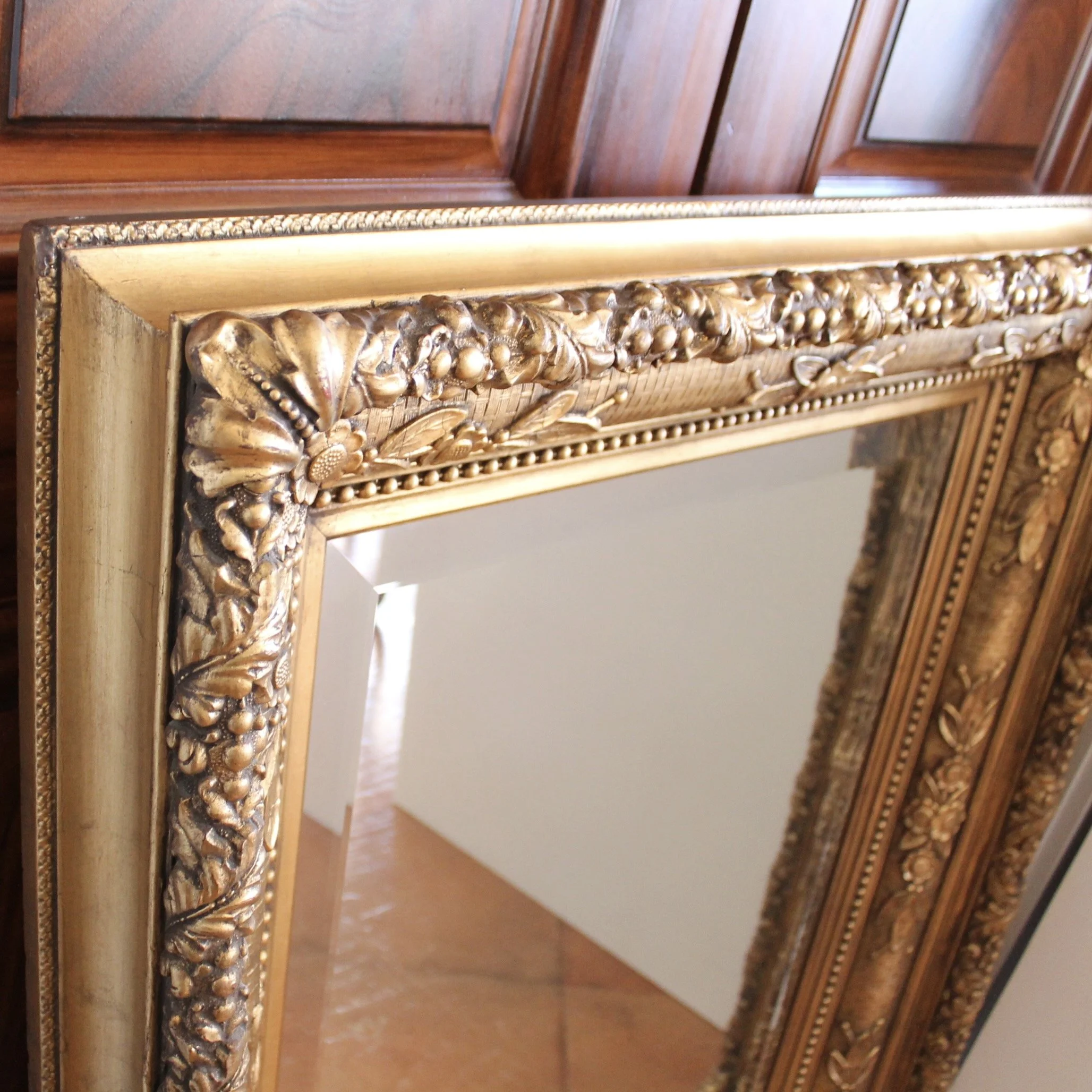 Large English Gilded Wall Mirror with Flowers and Basketweave Composition