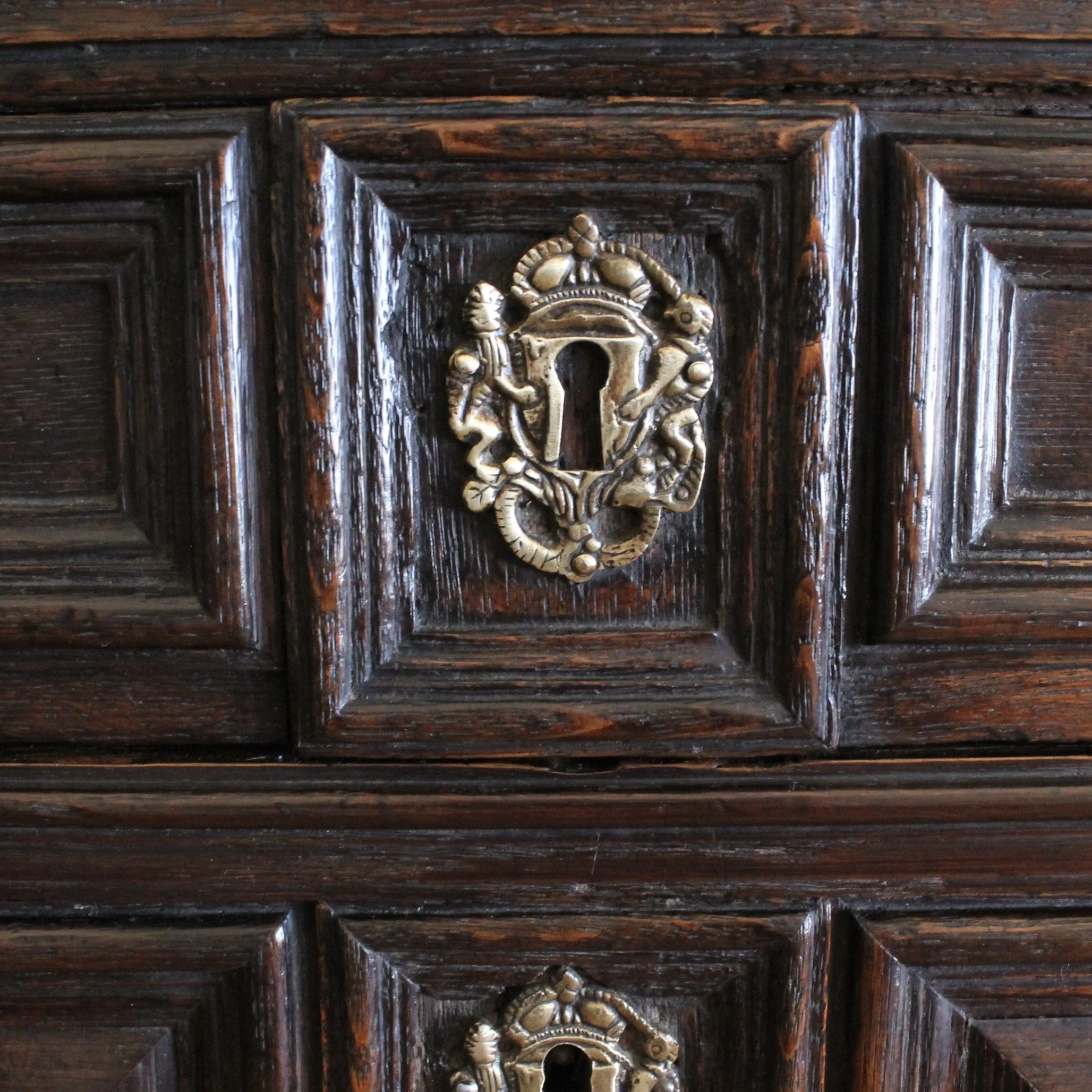 Charles II English Oak Chest of Drawers, 17th century