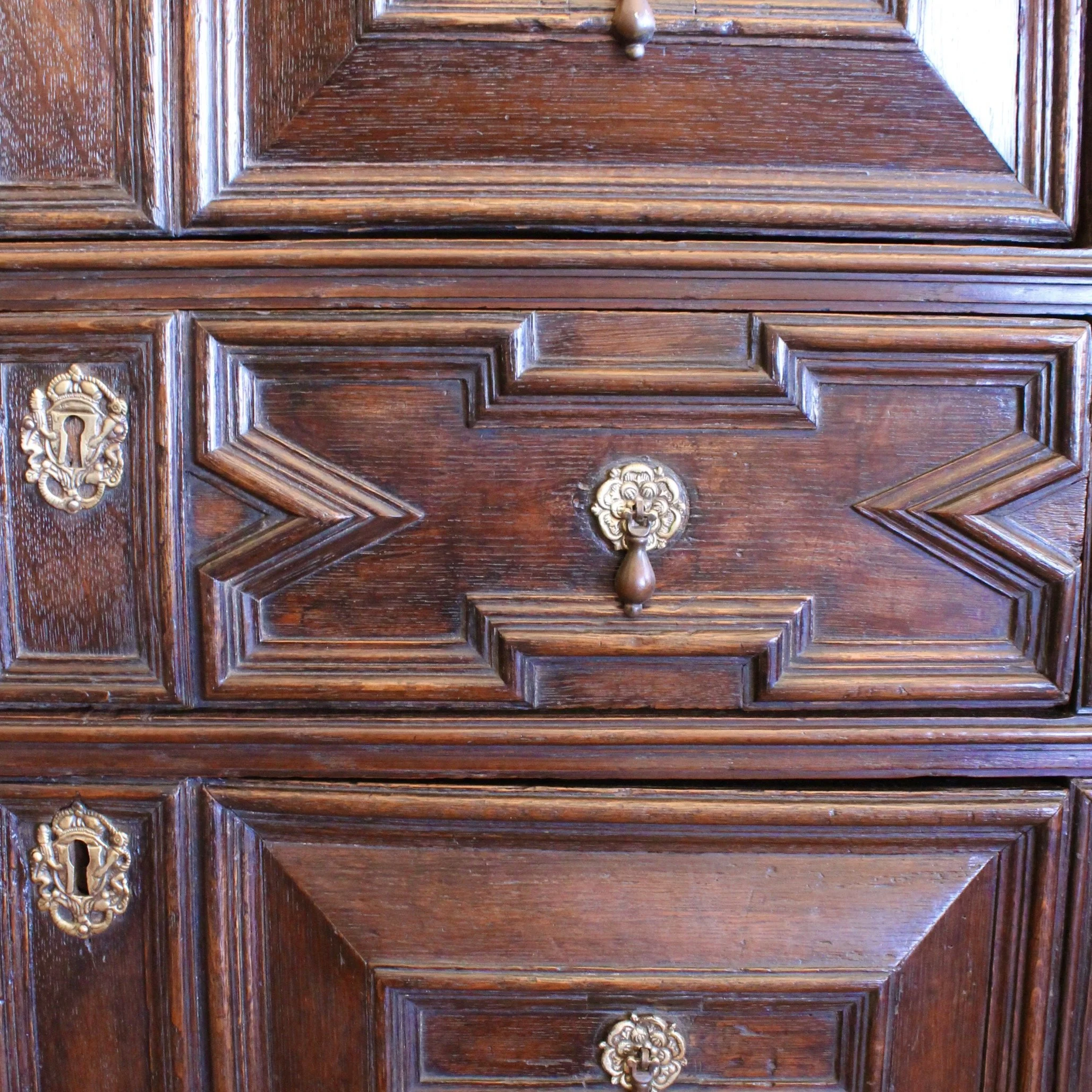 Charles II English Oak Chest of Drawers, 17th century