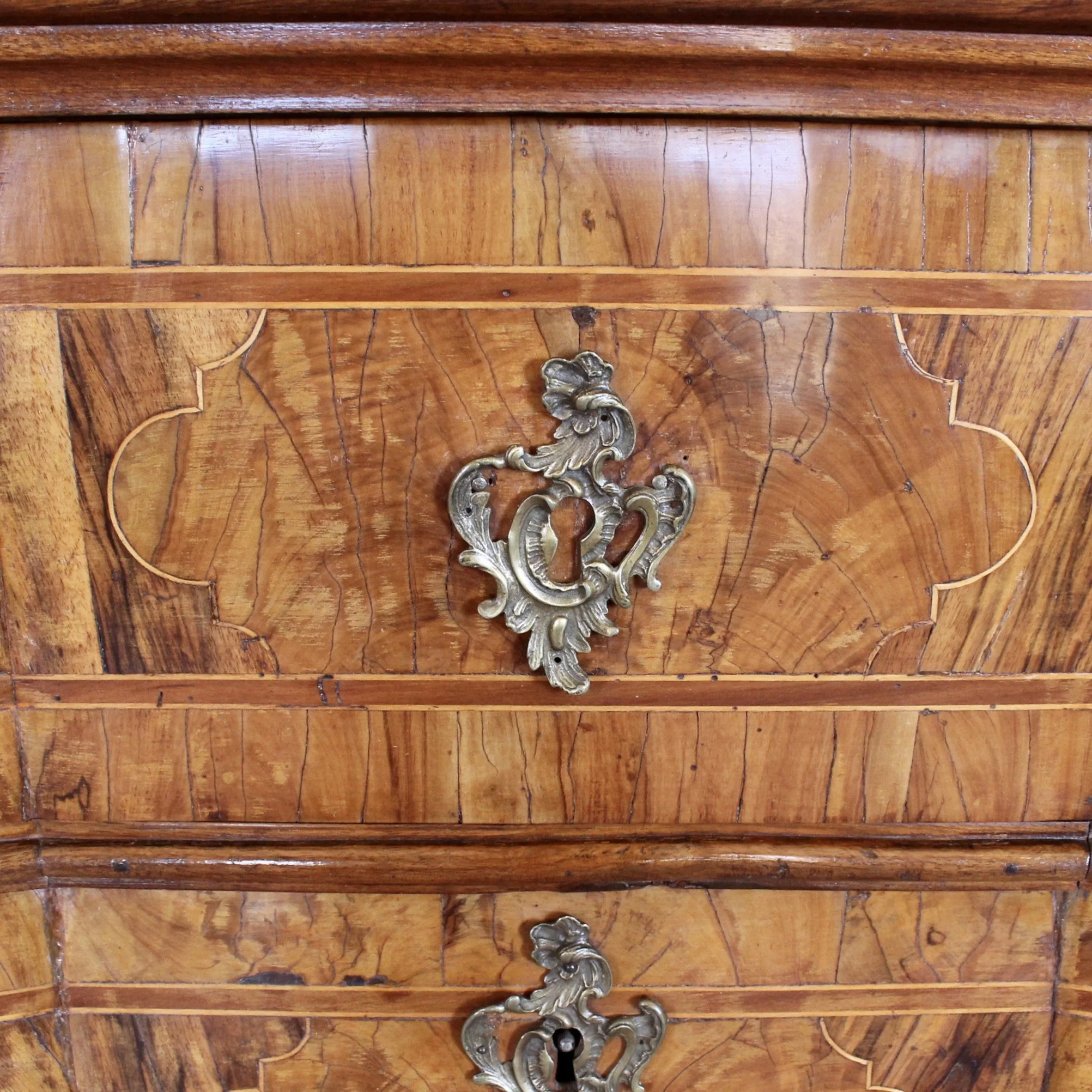 North Italian Baroque Marquetry Walnut Commode Sauteuse, 18th Century