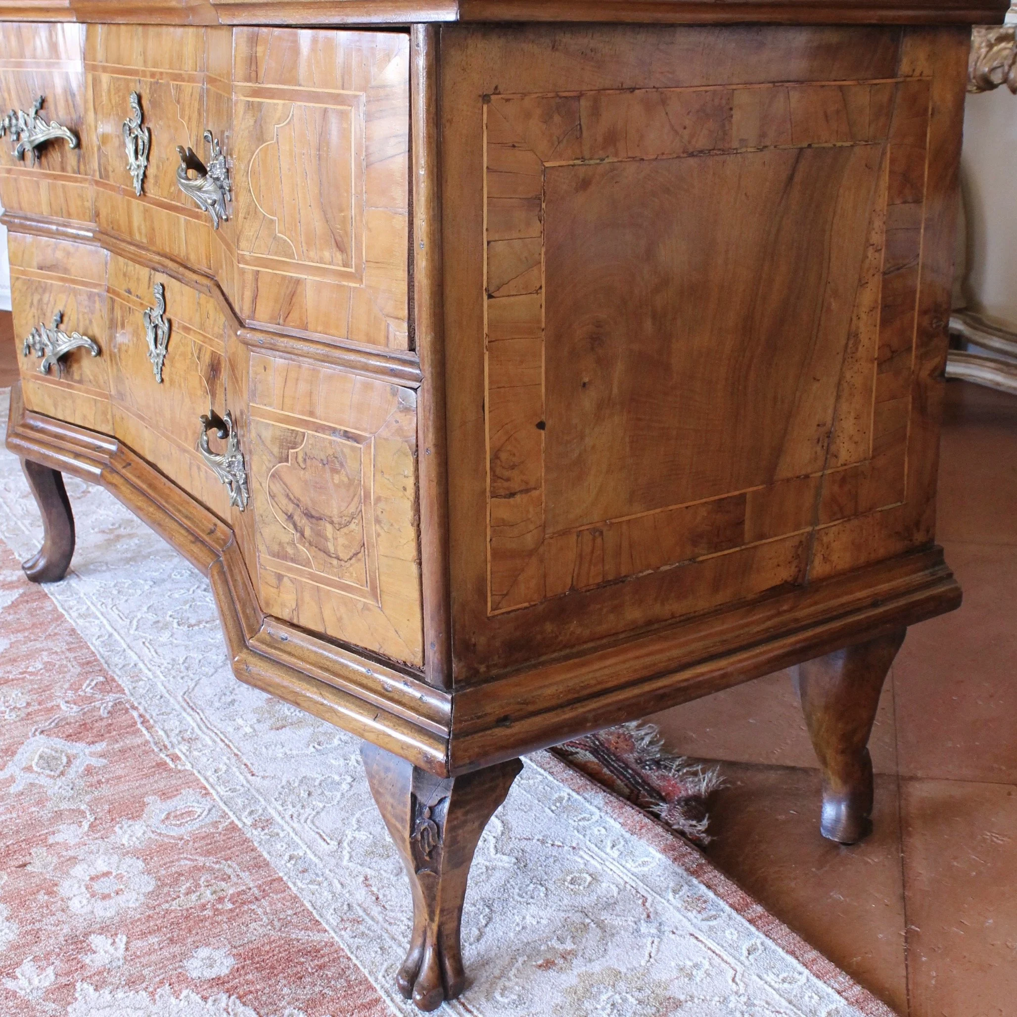 North Italian Baroque Marquetry Walnut Commode Sauteuse, 18th Century