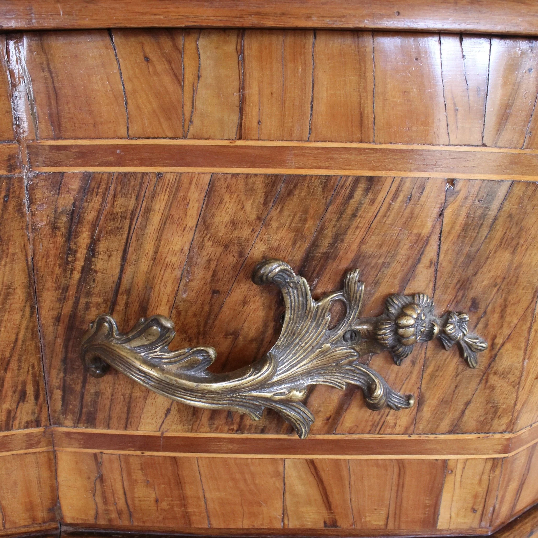North Italian Baroque Marquetry Walnut Commode Sauteuse, 18th Century