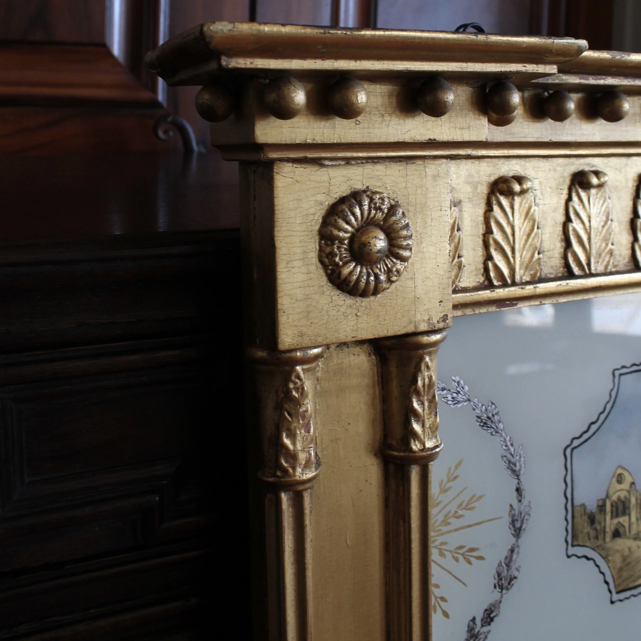 Federal Gilded Tabernacle Mirror with Églomisé Panel