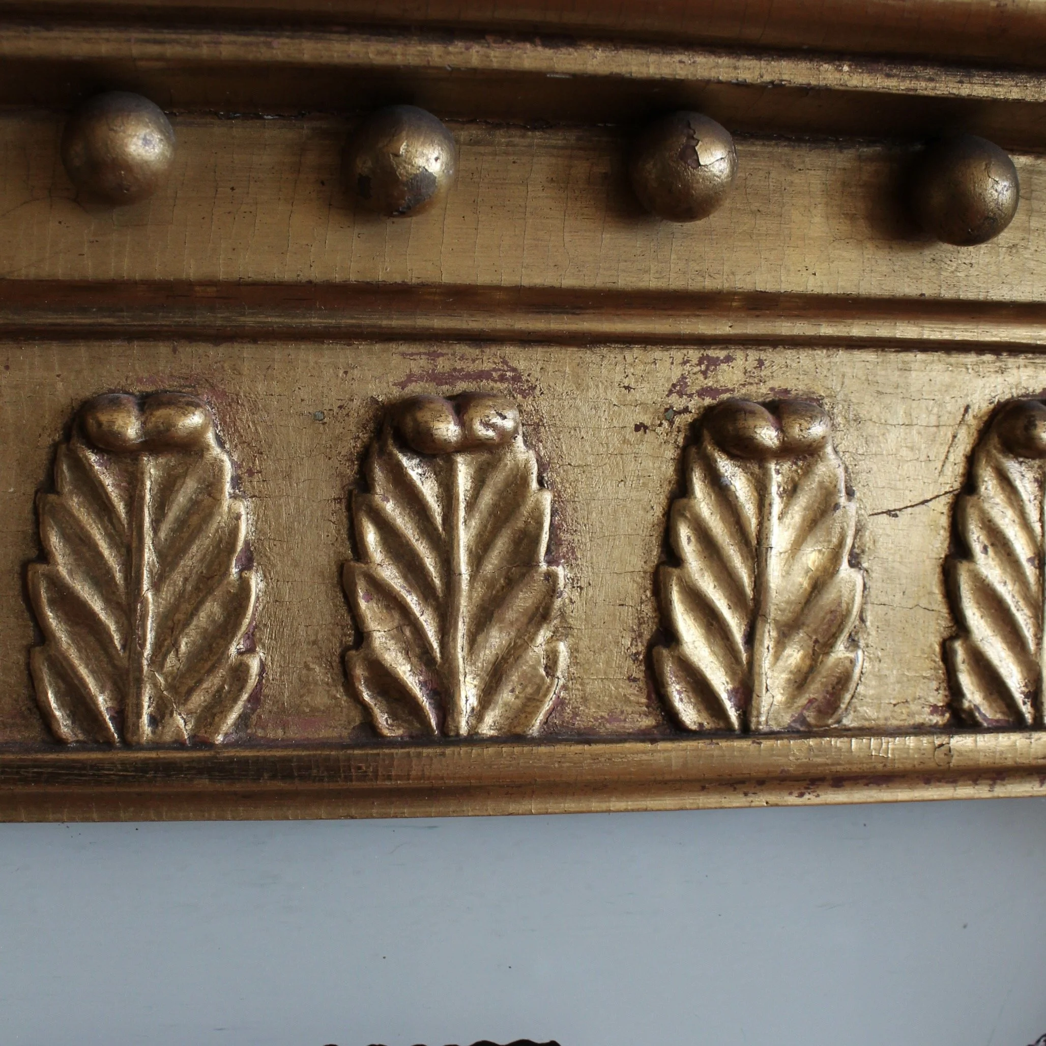 Federal Gilded Tabernacle Mirror with Églomisé Panel