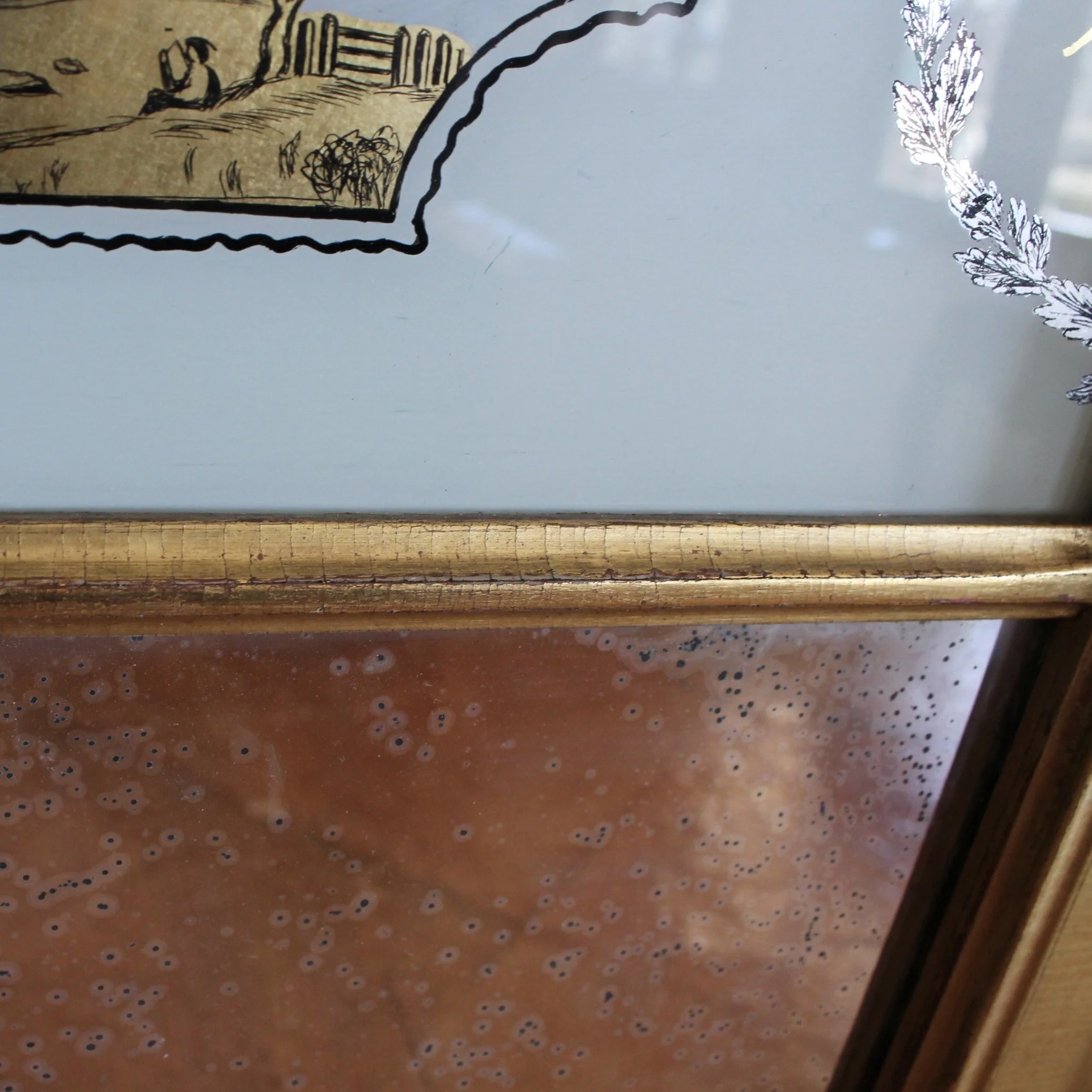 Federal Gilded Tabernacle Mirror with Églomisé Panel