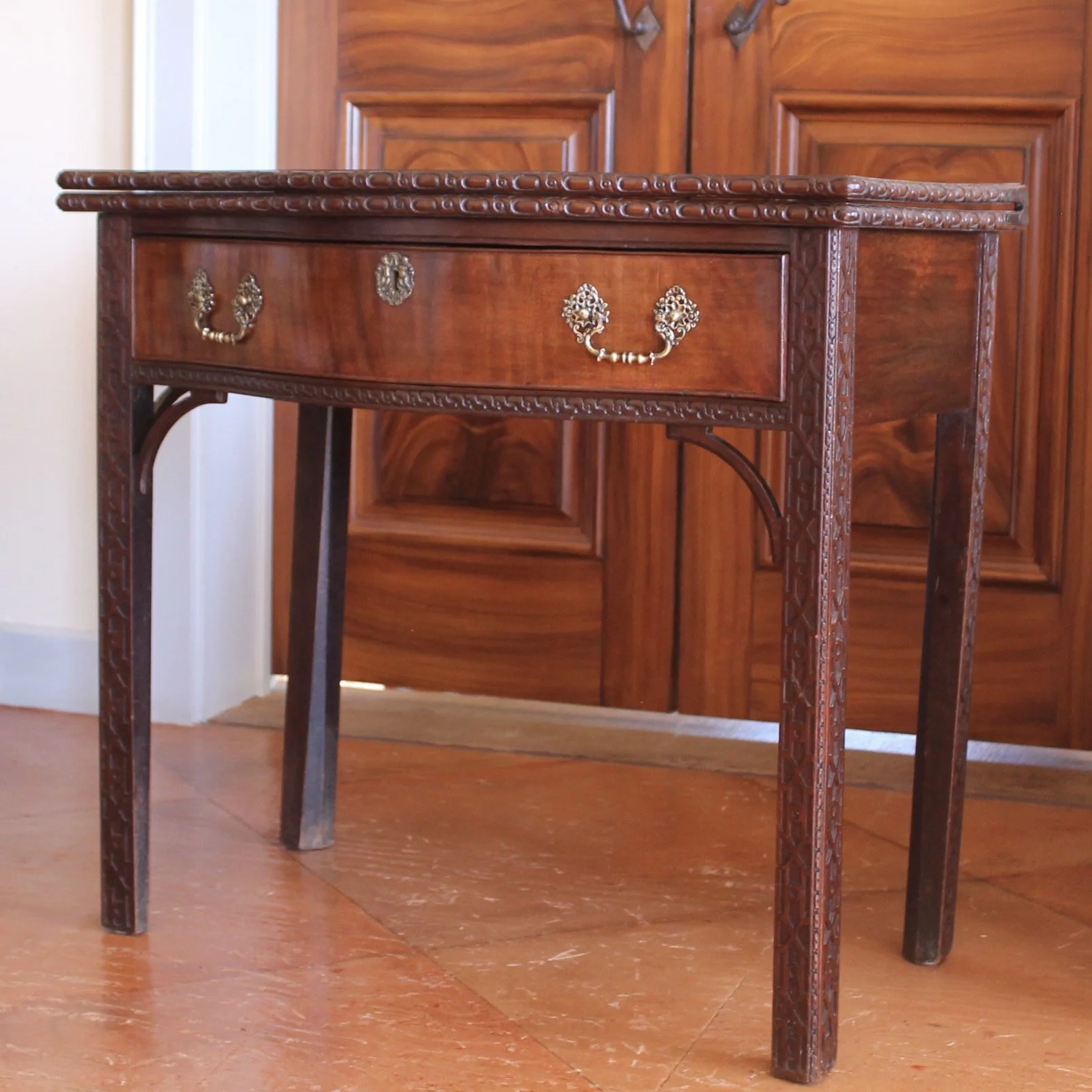 George III Serpentine Front Card Table with Chinese Chippendale Fret Legs, 18th Century