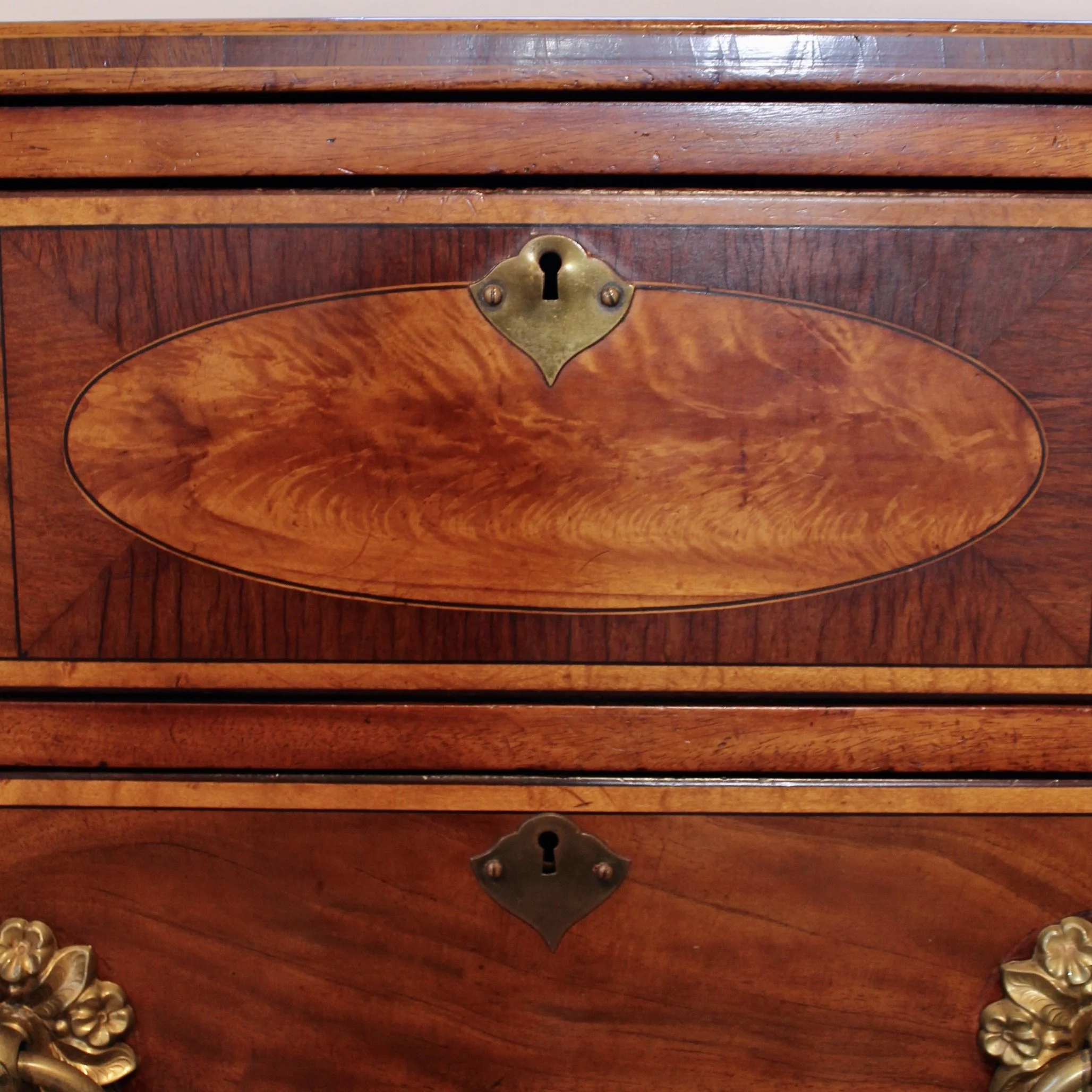 New England Federal Mahogany Hunt Board Inlaid Sideboard