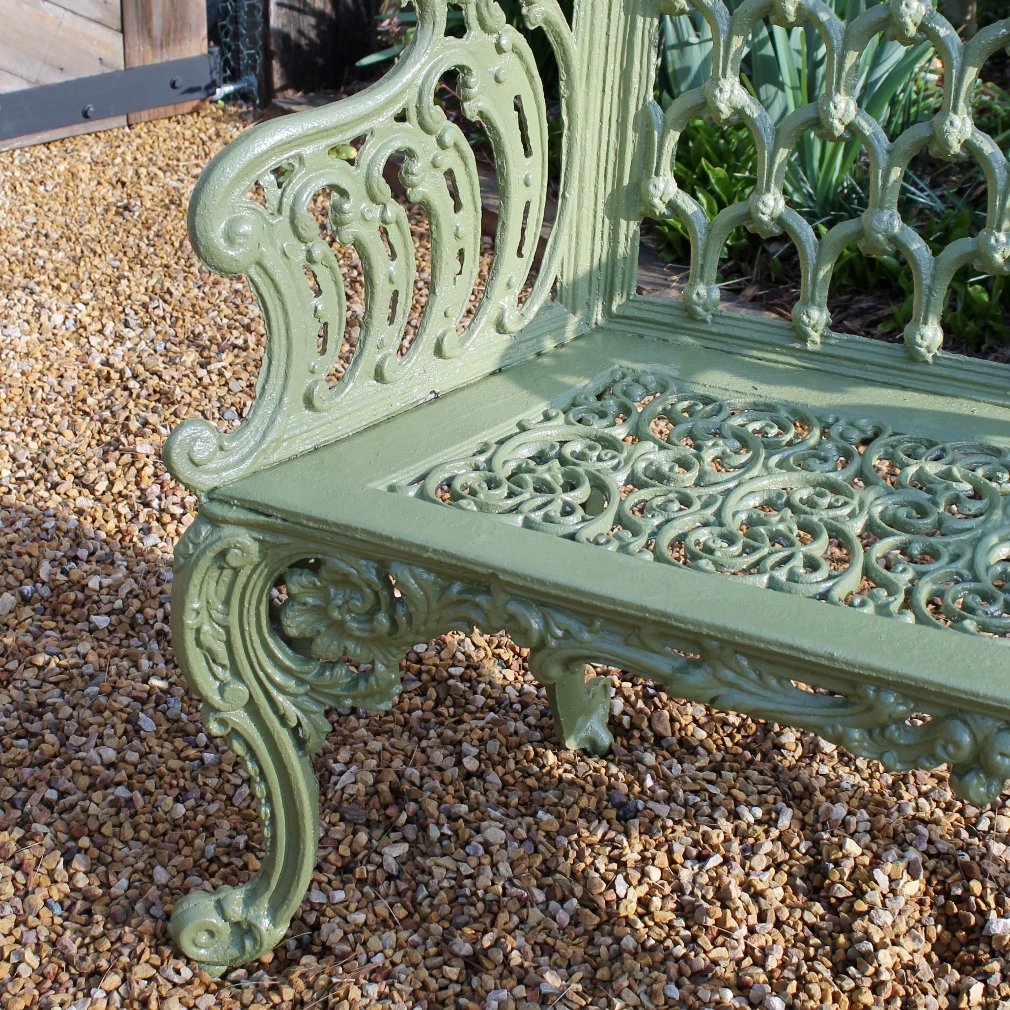 Pair of American "White House" Garden Benches