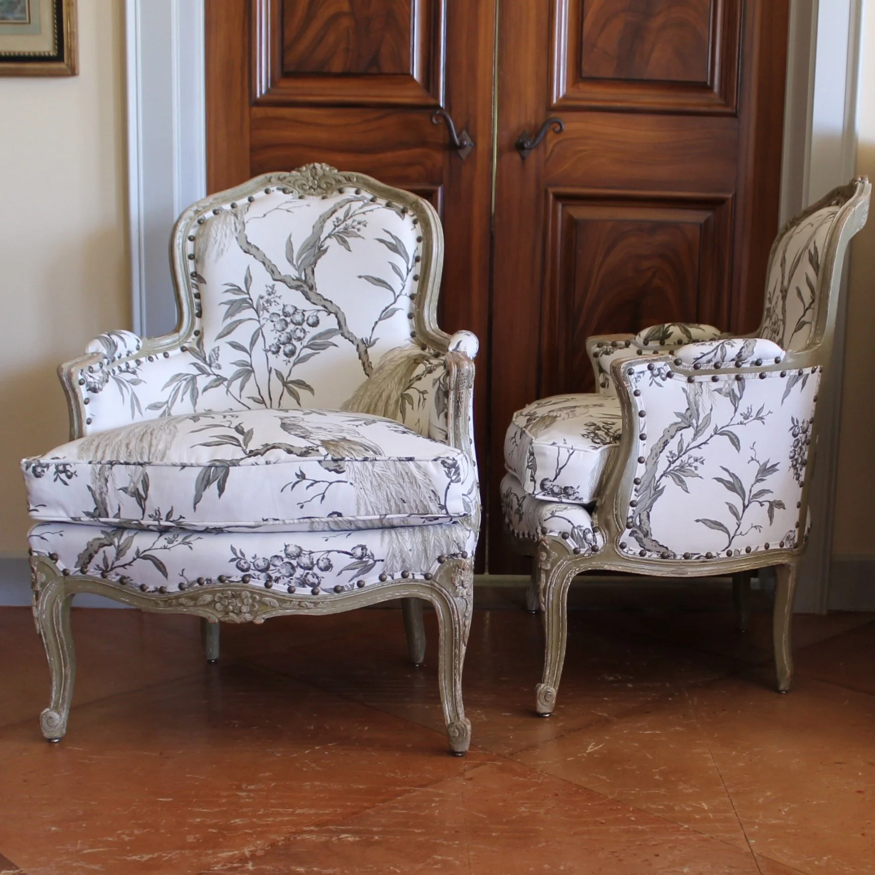 Pair of French Louis XV Style Grey Painted Bergères