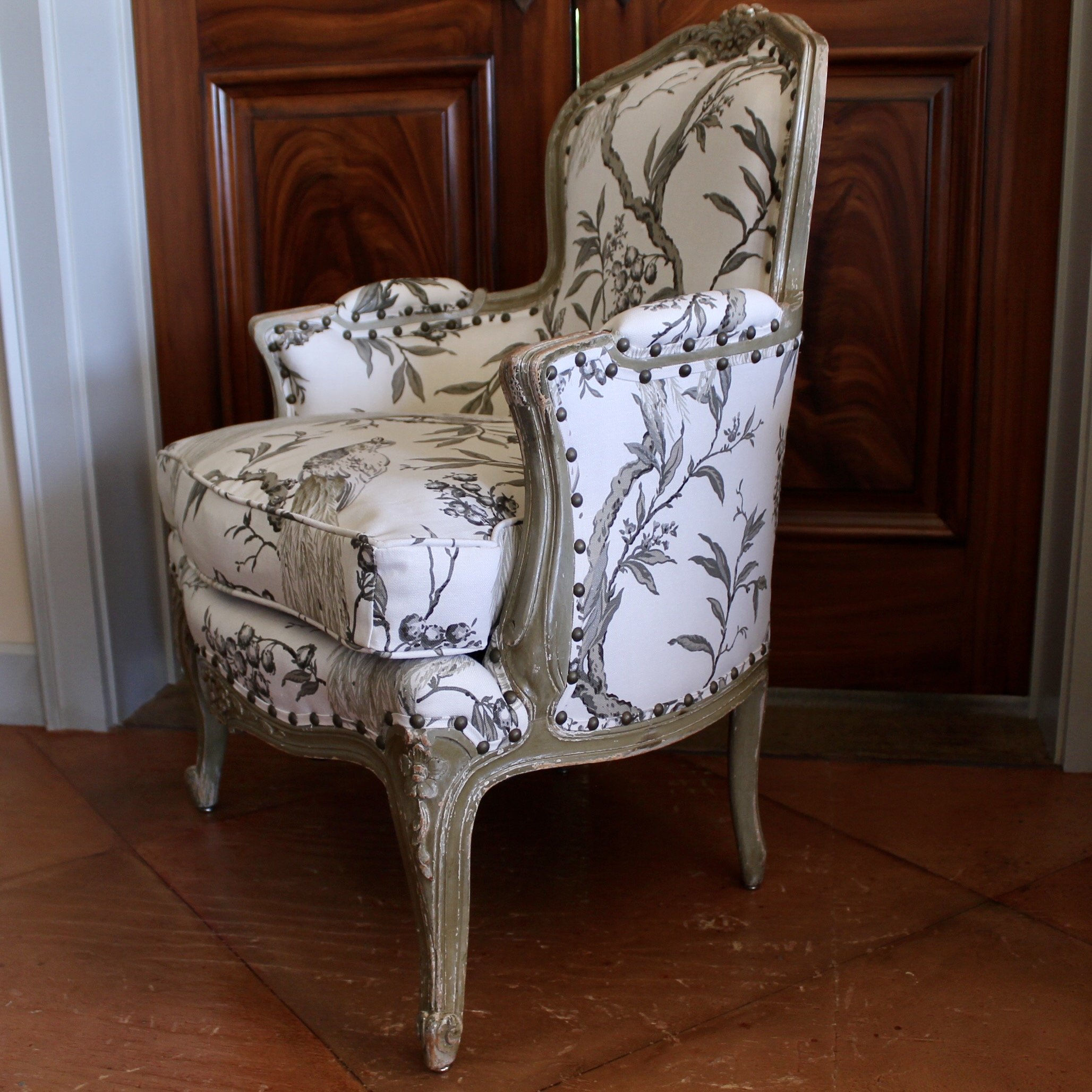 Pair of French Louis XV Style Grey Painted Bergères