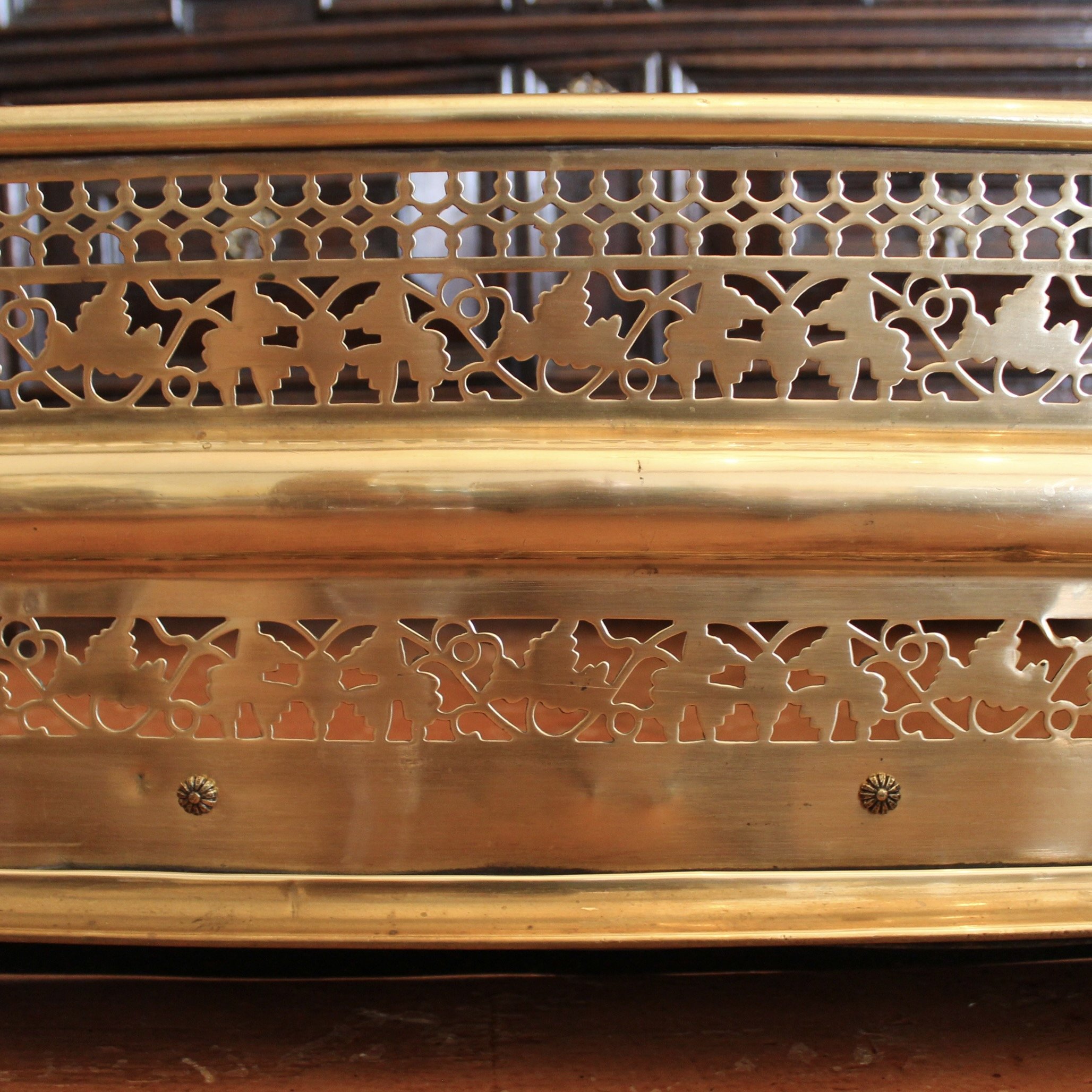 American Brass Fireplace Fender with Leaf Pattern Fretwork