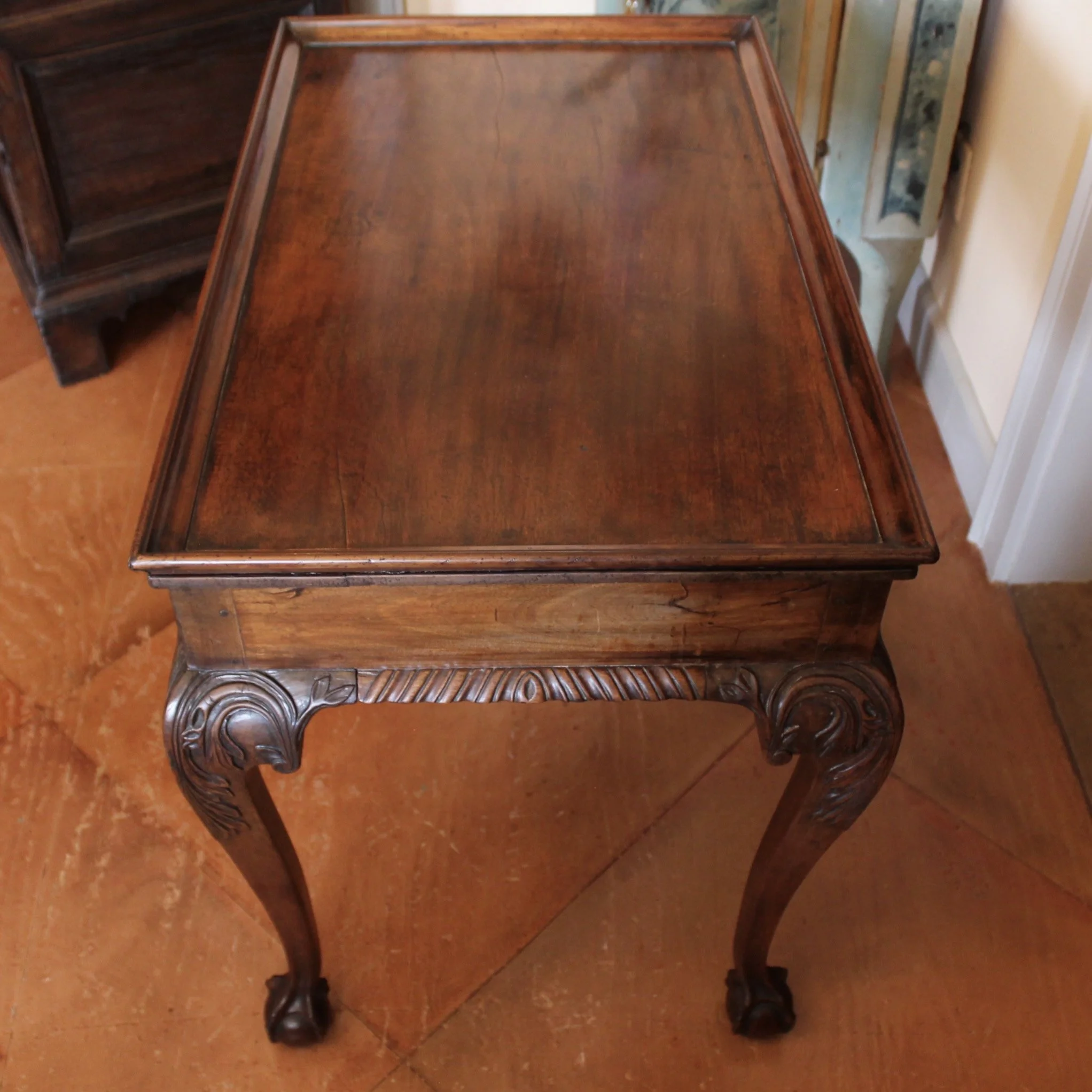 American Chippendale Mahogany Rectangular Tray Top Tea Table With Carved Cabriole Legs, 18th Century