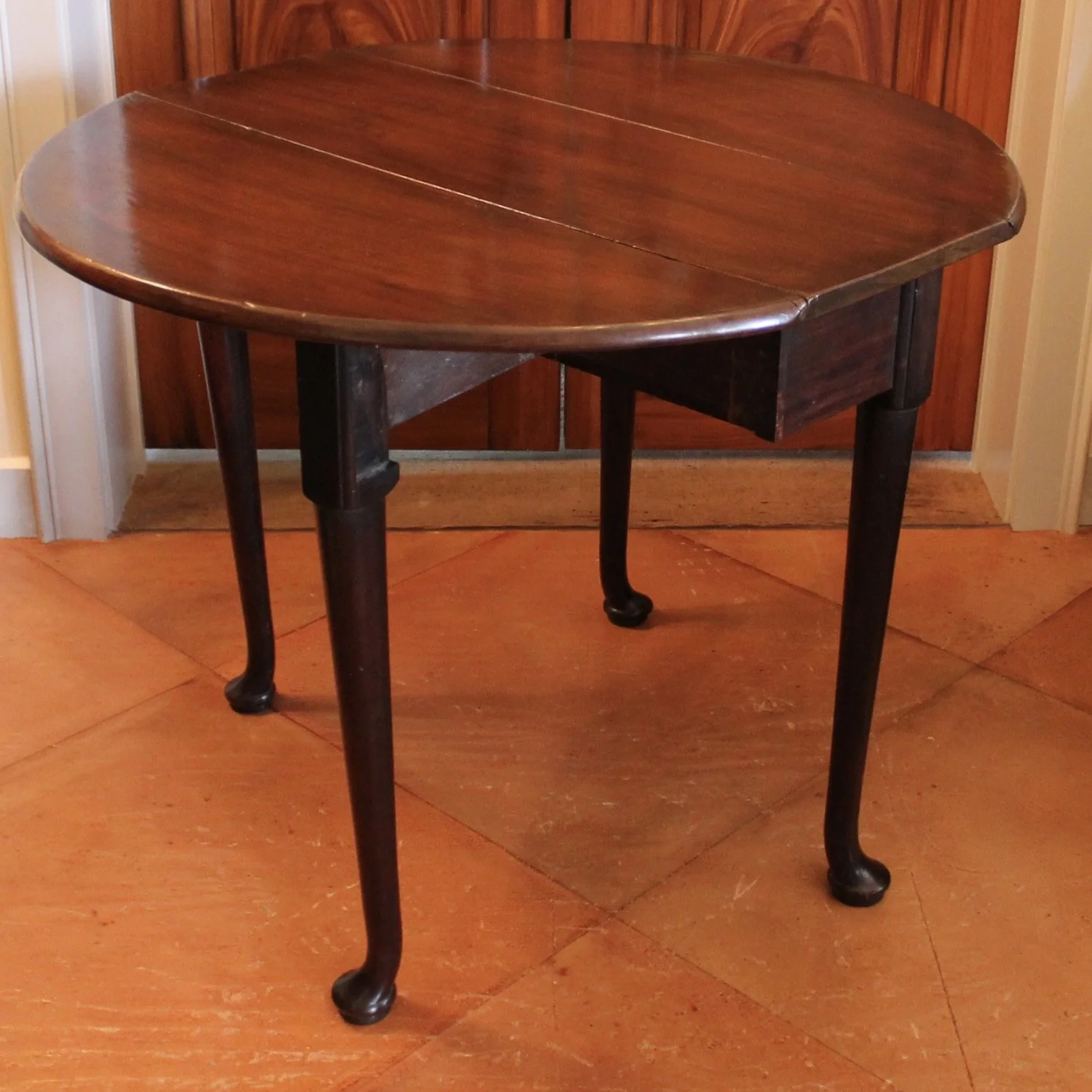 Small George II English Mahogany Drop-Leaf Table