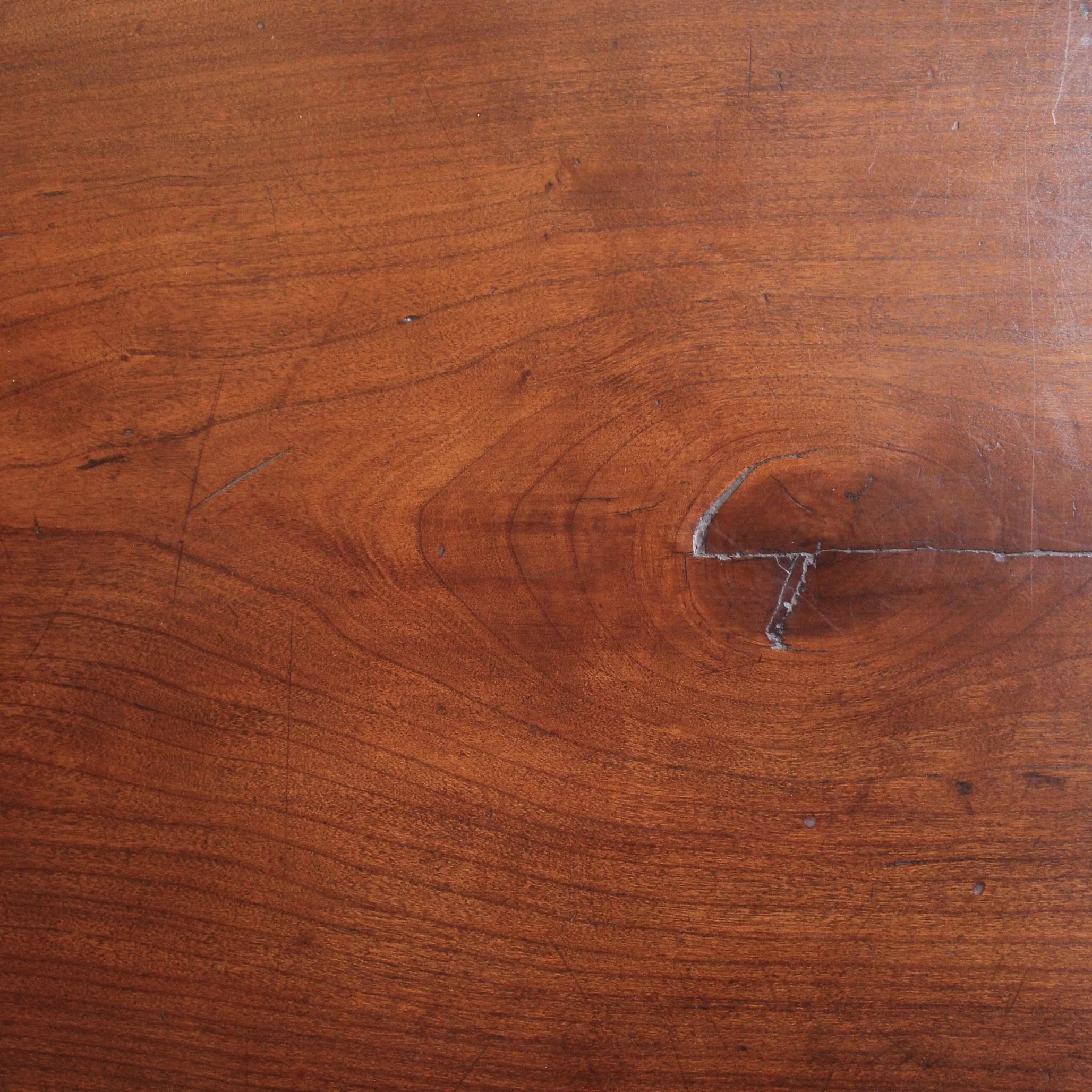 Large American Pennsylvania Cherry Dish Top Tilt Top Table with Pad Feet, 18th Century