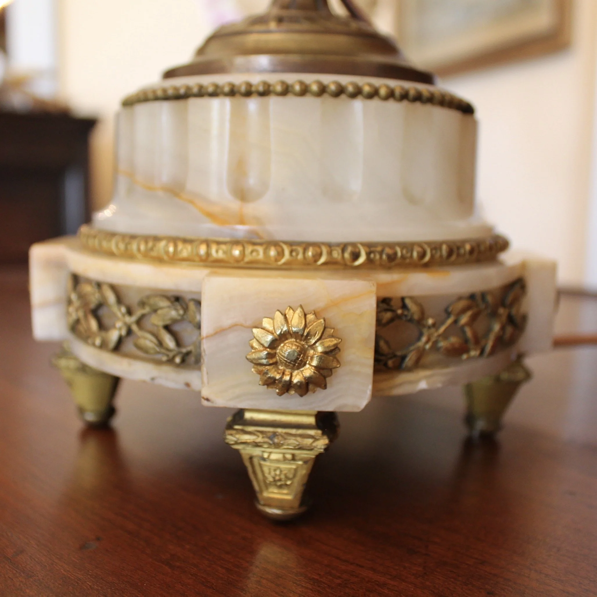 Bronze and Alabaster Belle Époque Era Antique Lamp