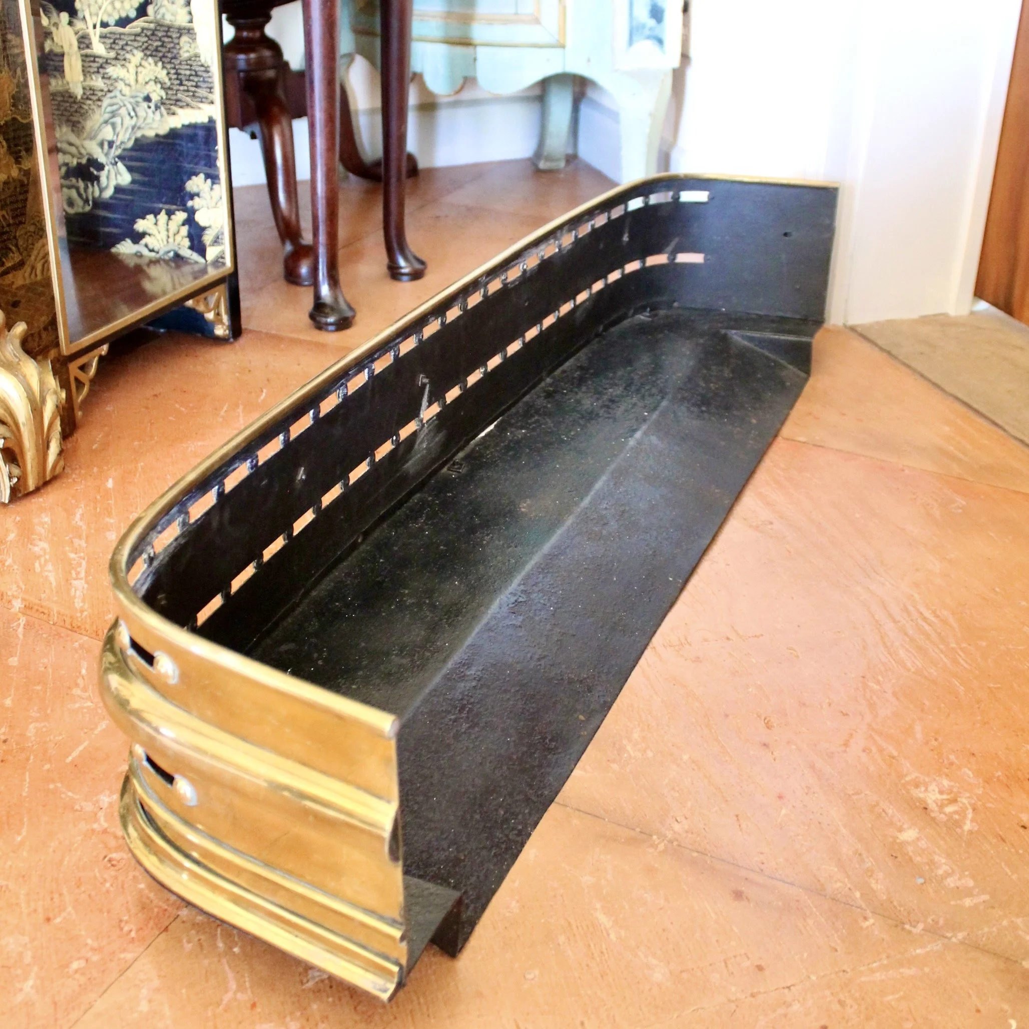 English Brass Fender with Studded Fretwork, 19th Century