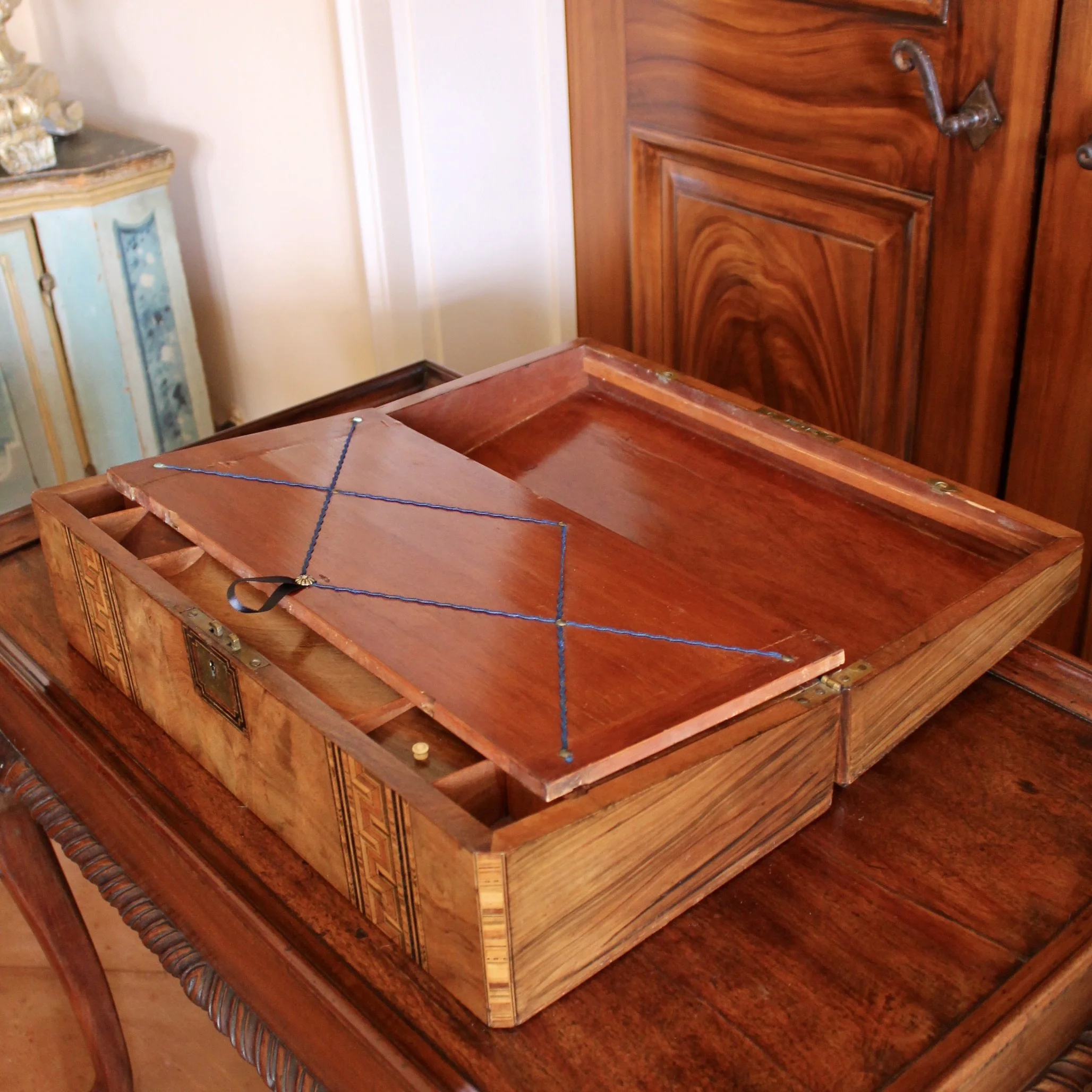 Large Tunbridge Ware Burl Walnut Box