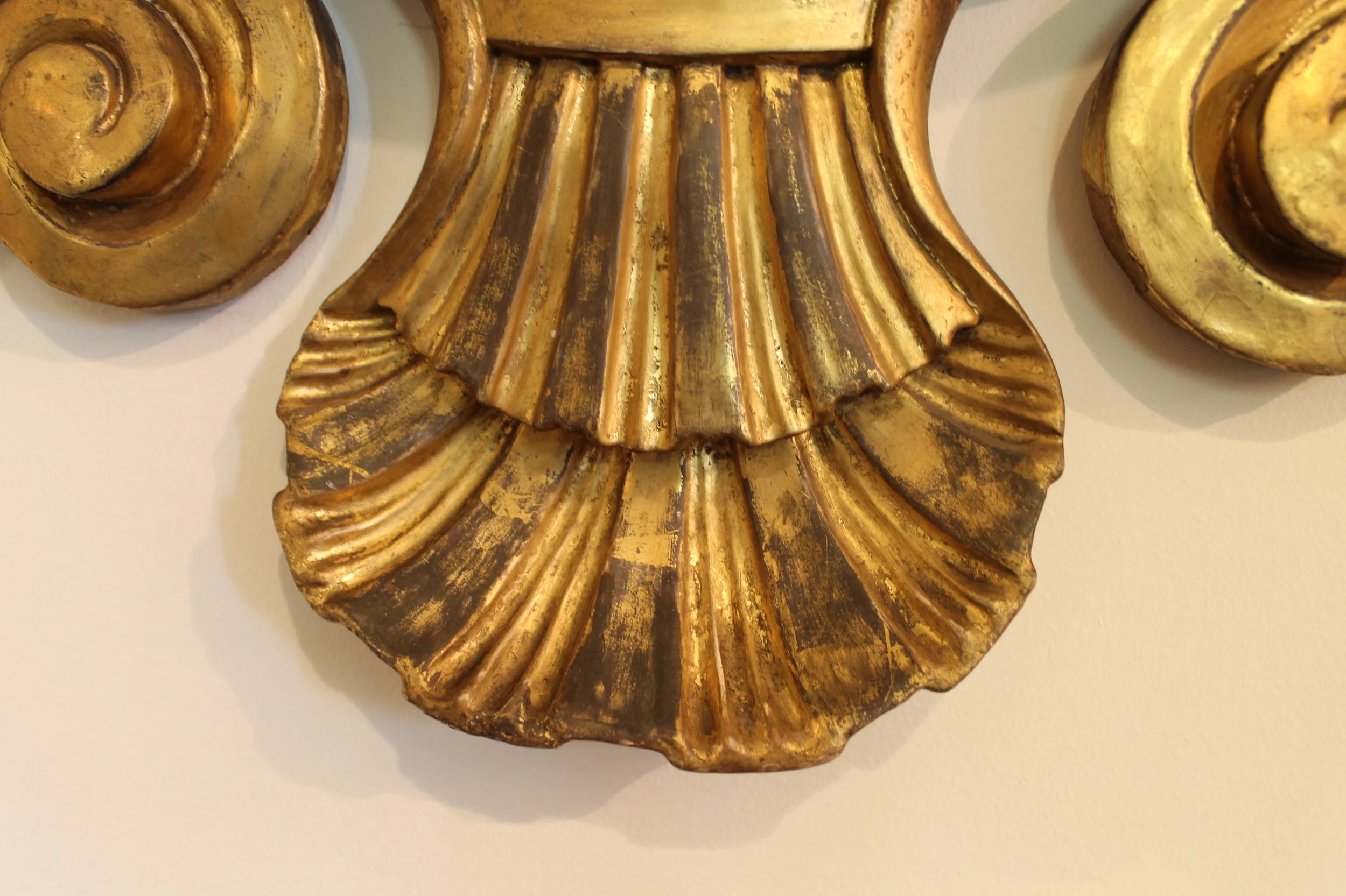 Regency Convex Giltwood Mirror with Eagle