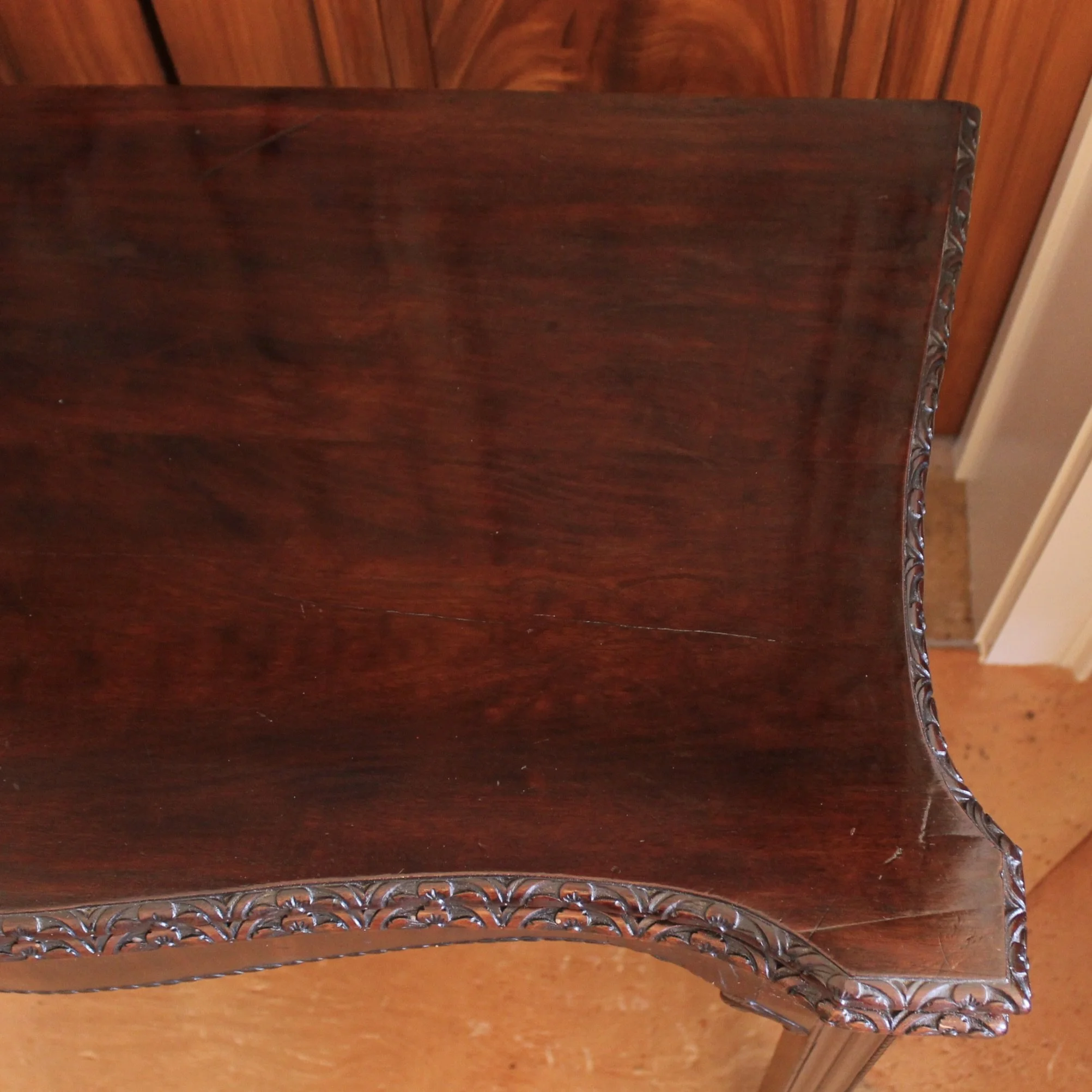 Georgian Game Table With Carved Rosette Edge