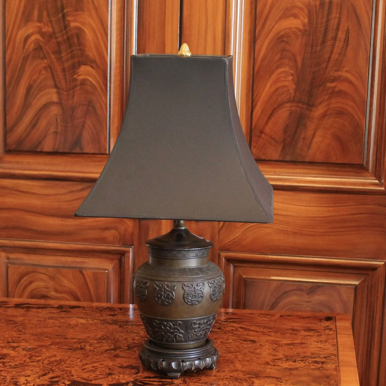 Chinese Antique Bronze Vessel Lamp