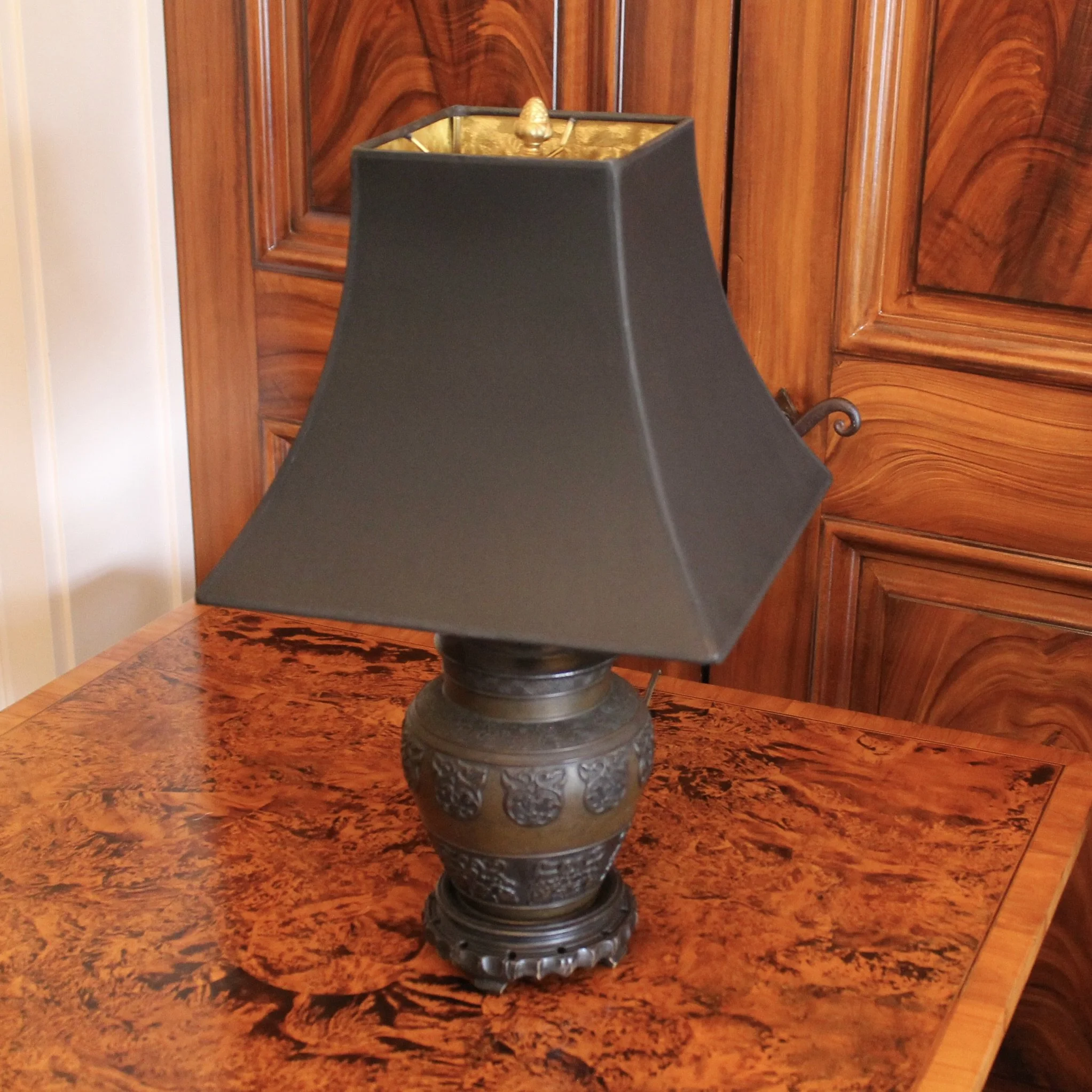 Chinese Antique Bronze Vessel Lamp