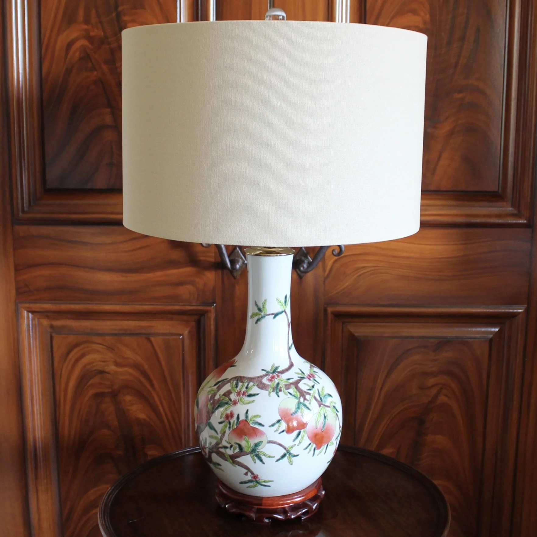 Chinese Porcelain Gourd Vase Lamp with Peaches