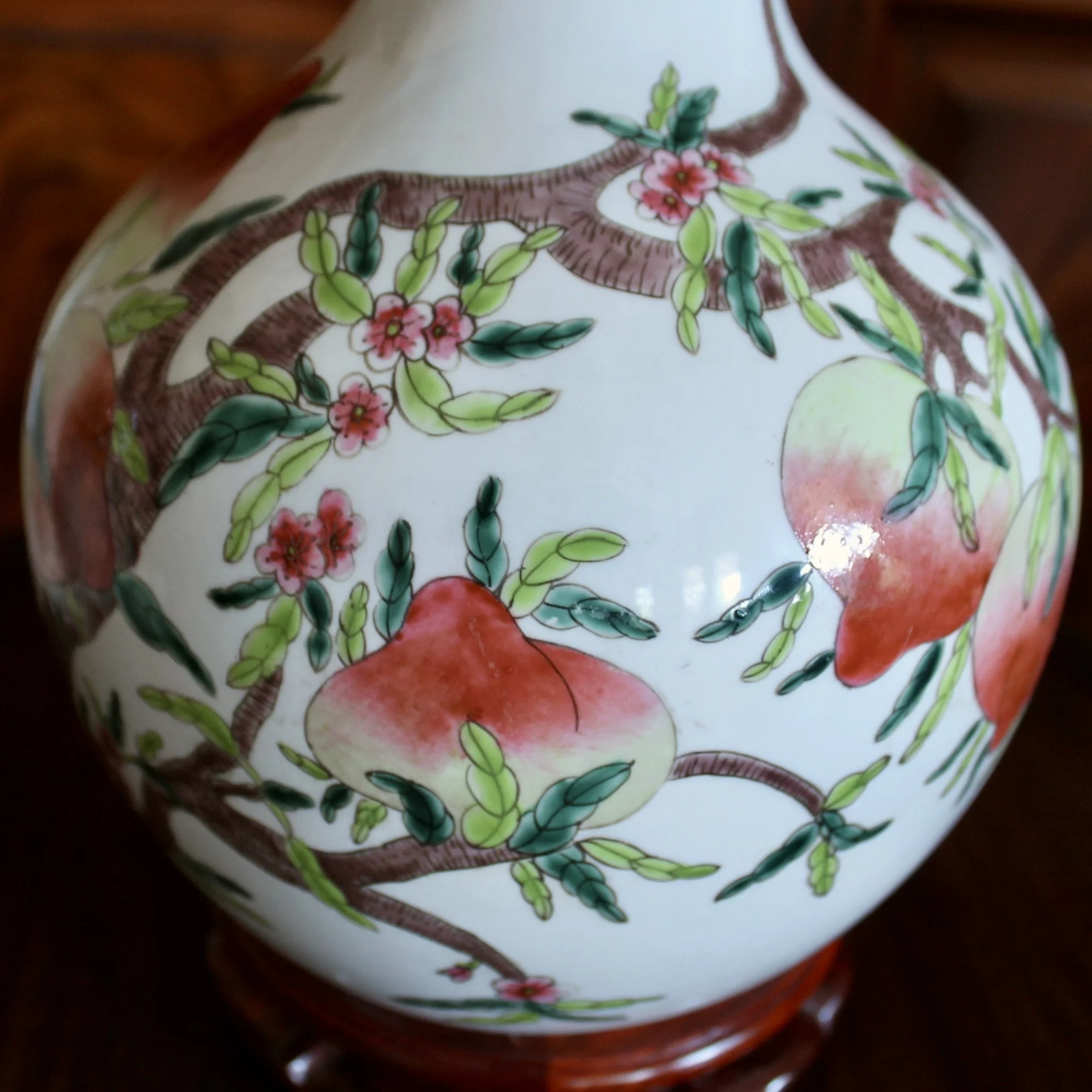 Chinese Porcelain Gourd Vase Lamp with Peaches