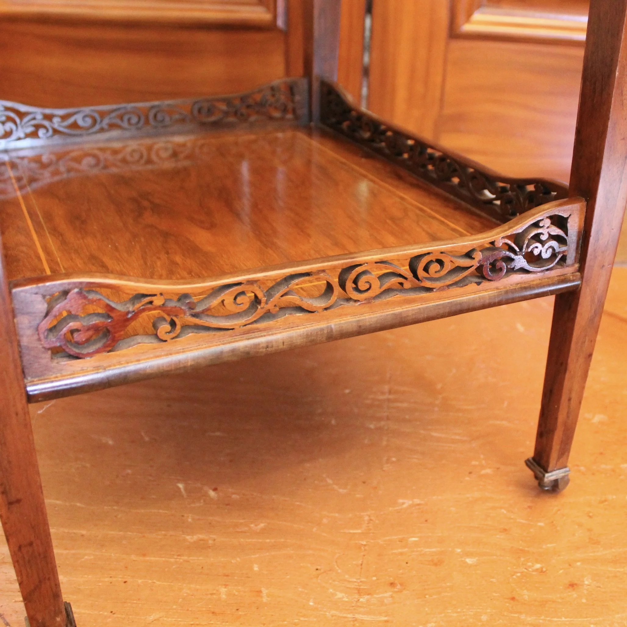 Small Edwardian Inlaid Rosewood Pembroke Table