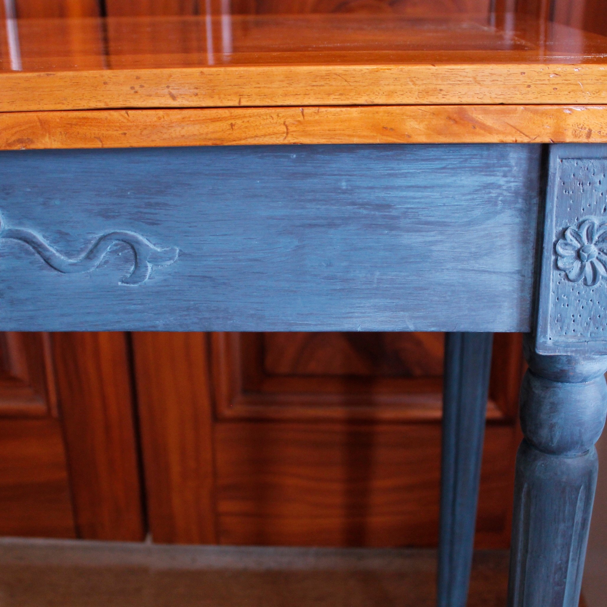 italian-mid-century-neoclassical-style-small-console-table-game-table-Card-table (8).jpeg