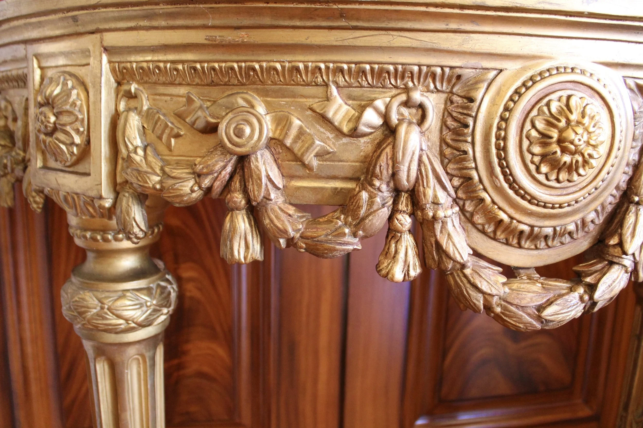 Italian Neoclassical Demilune Giltwood Console Table