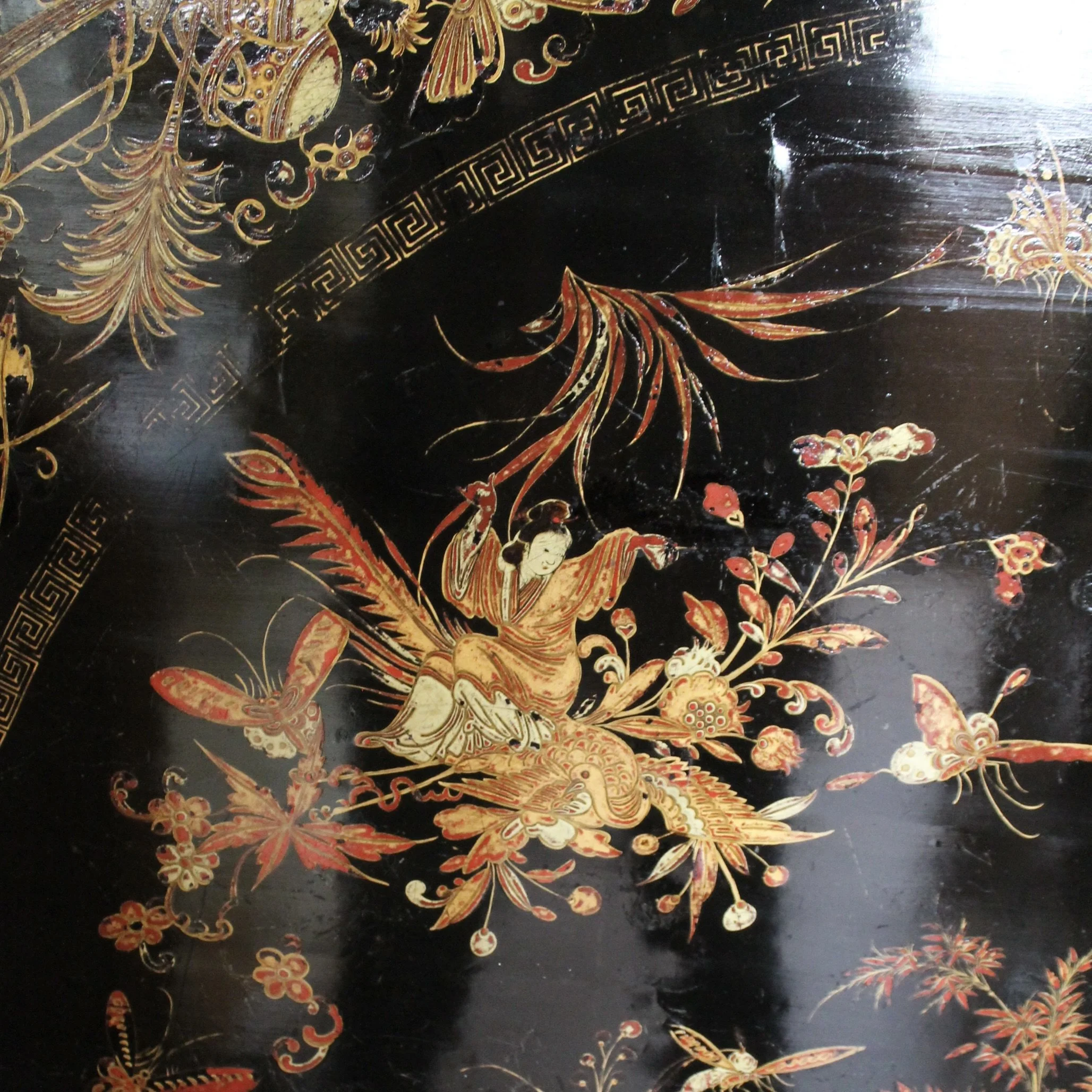 Chinese Export Black Lacquer and Gilt Decorated Tilt Top Table