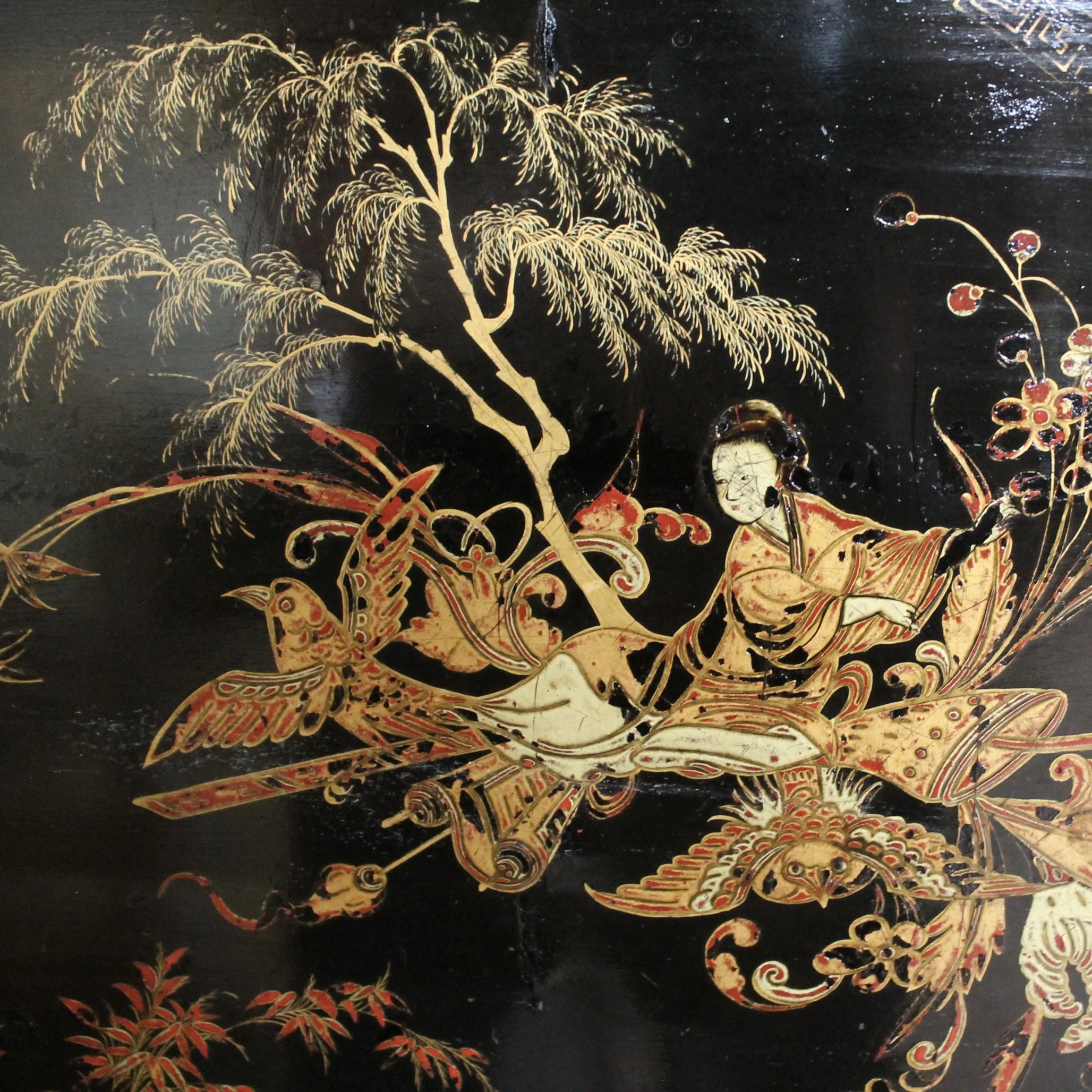 Chinese Export Black Lacquer and Gilt Decorated Tilt Top Table