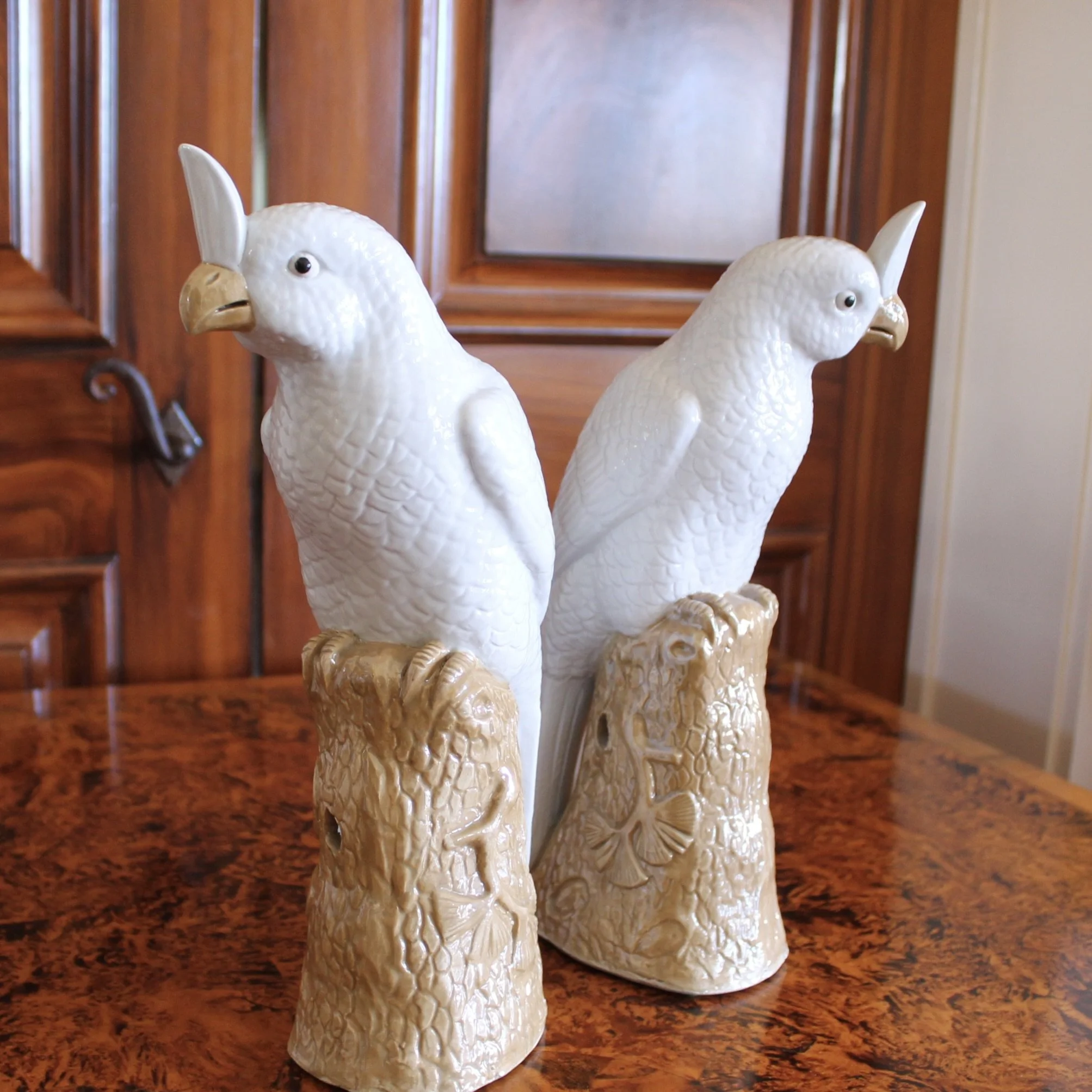 Pair of Fine Chinese Export Porcelain Cockatoos