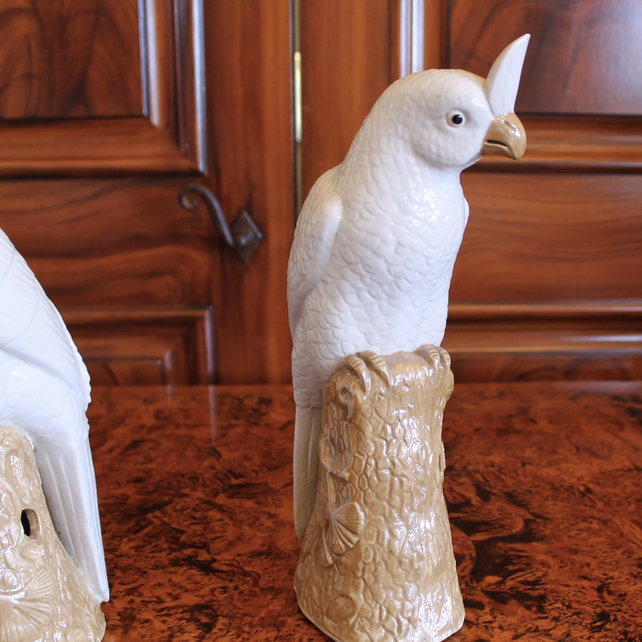 Pair of Fine Chinese Export Porcelain Cockatoos