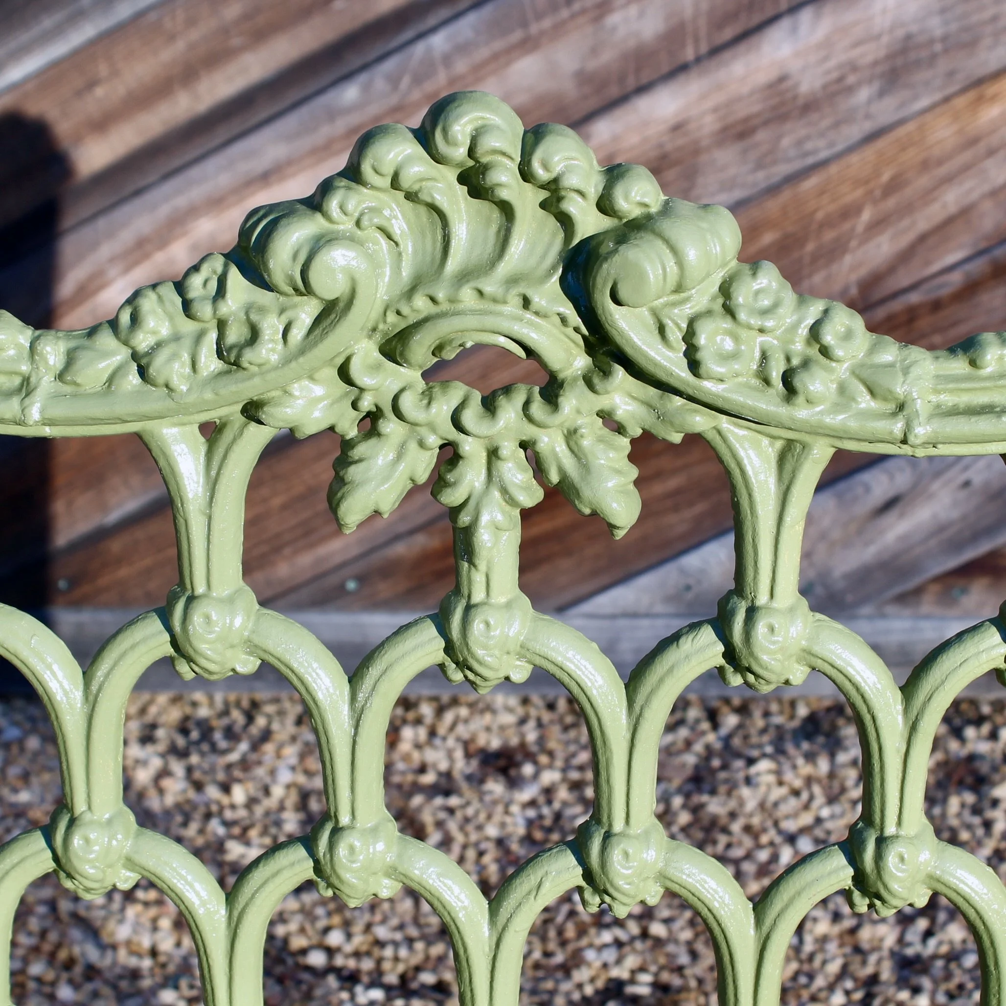 Pair of American "White House" Garden Benches