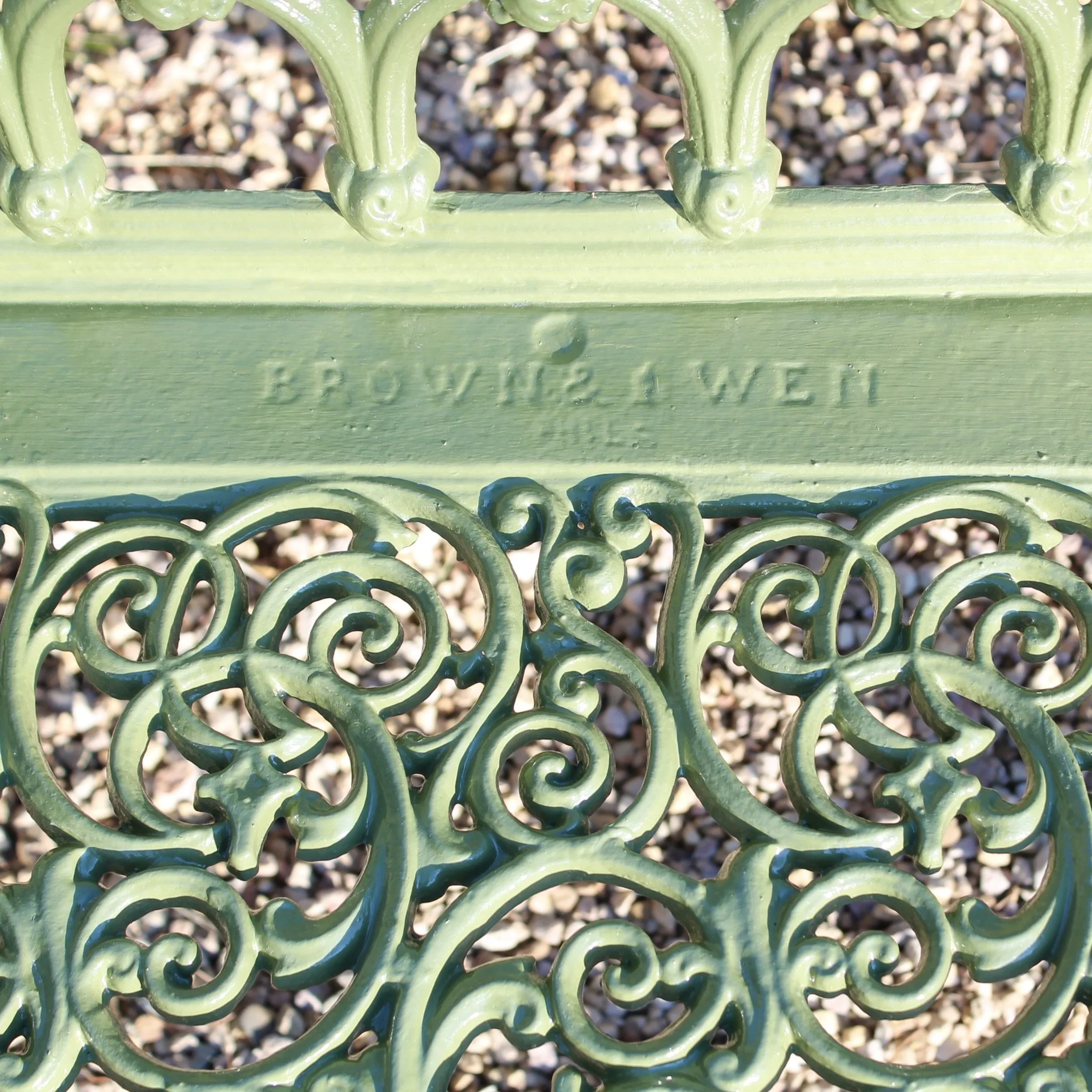 Pair of American "White House" Garden Benches